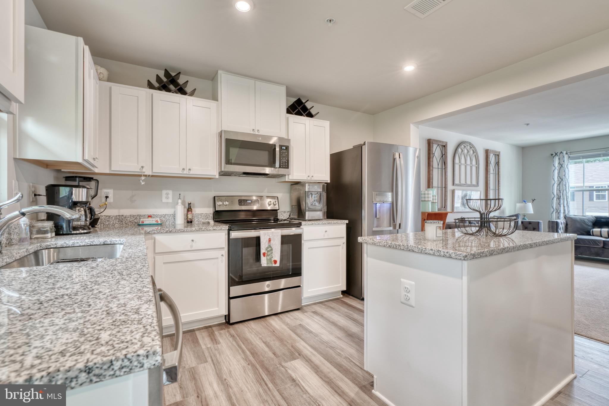 CHESAPEAKE CLUB - Residential