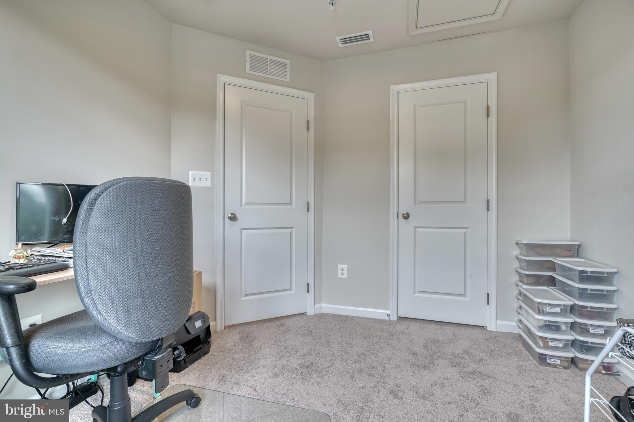 CHESAPEAKE CLUB - Residential