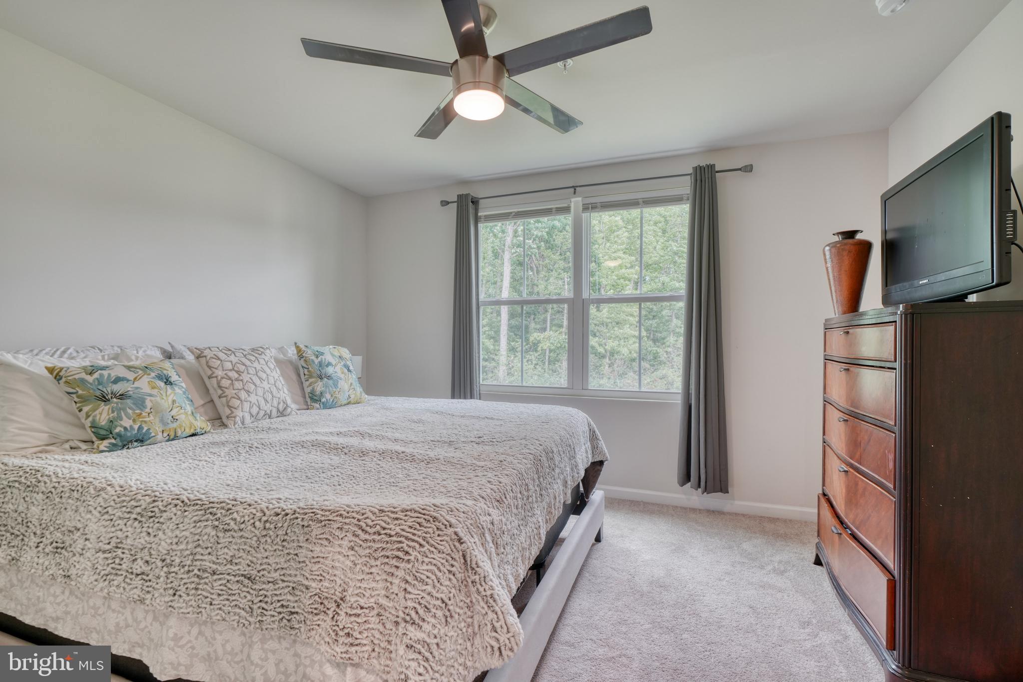 CHESAPEAKE CLUB - Residential