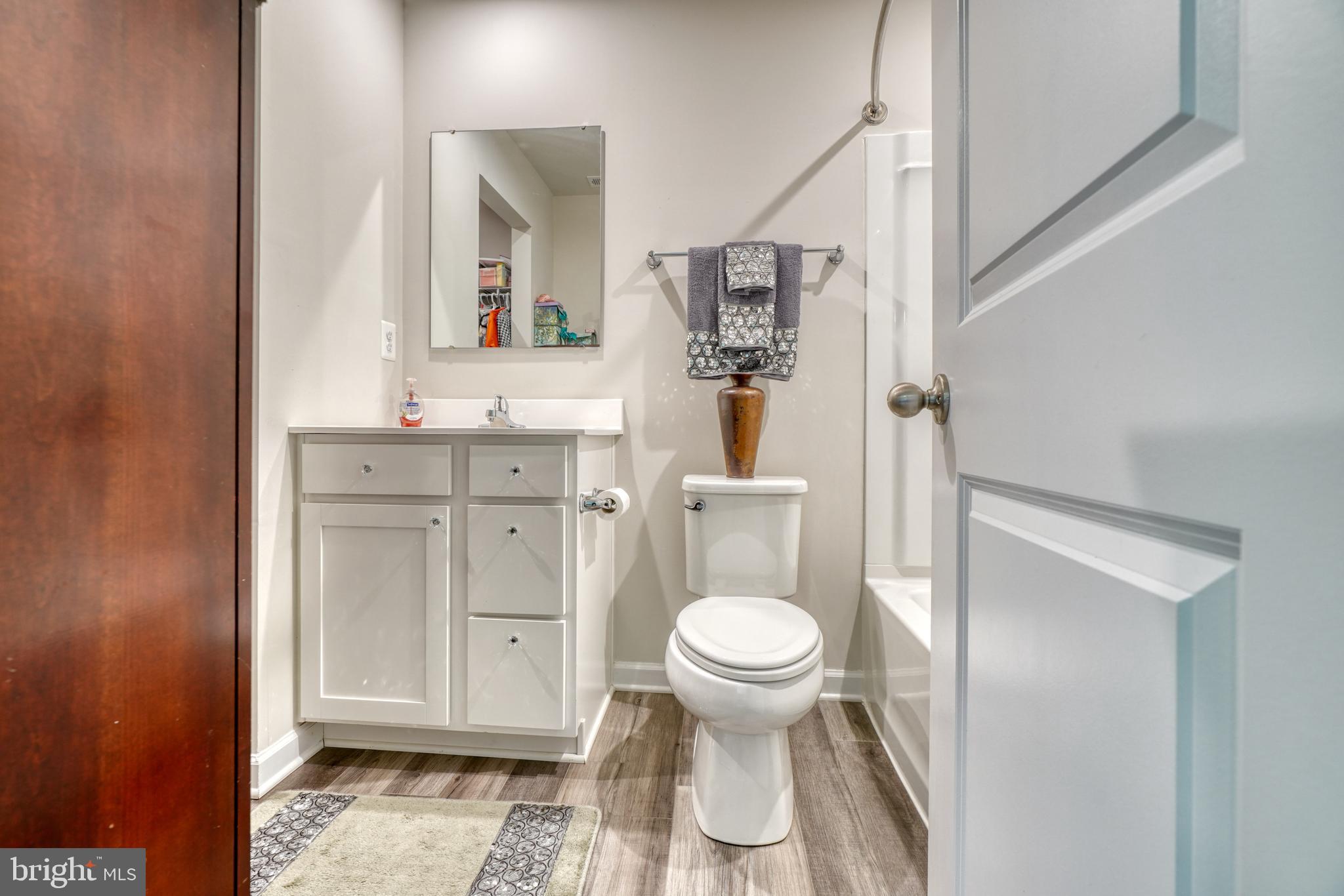 CHESAPEAKE CLUB - Residential