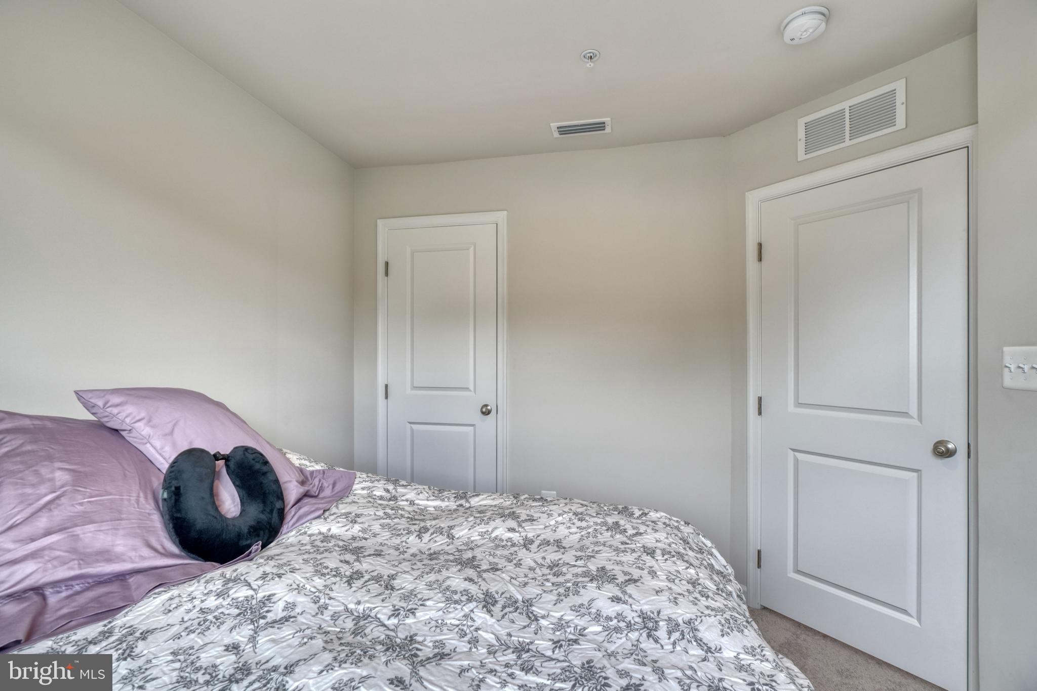 CHESAPEAKE CLUB - Residential