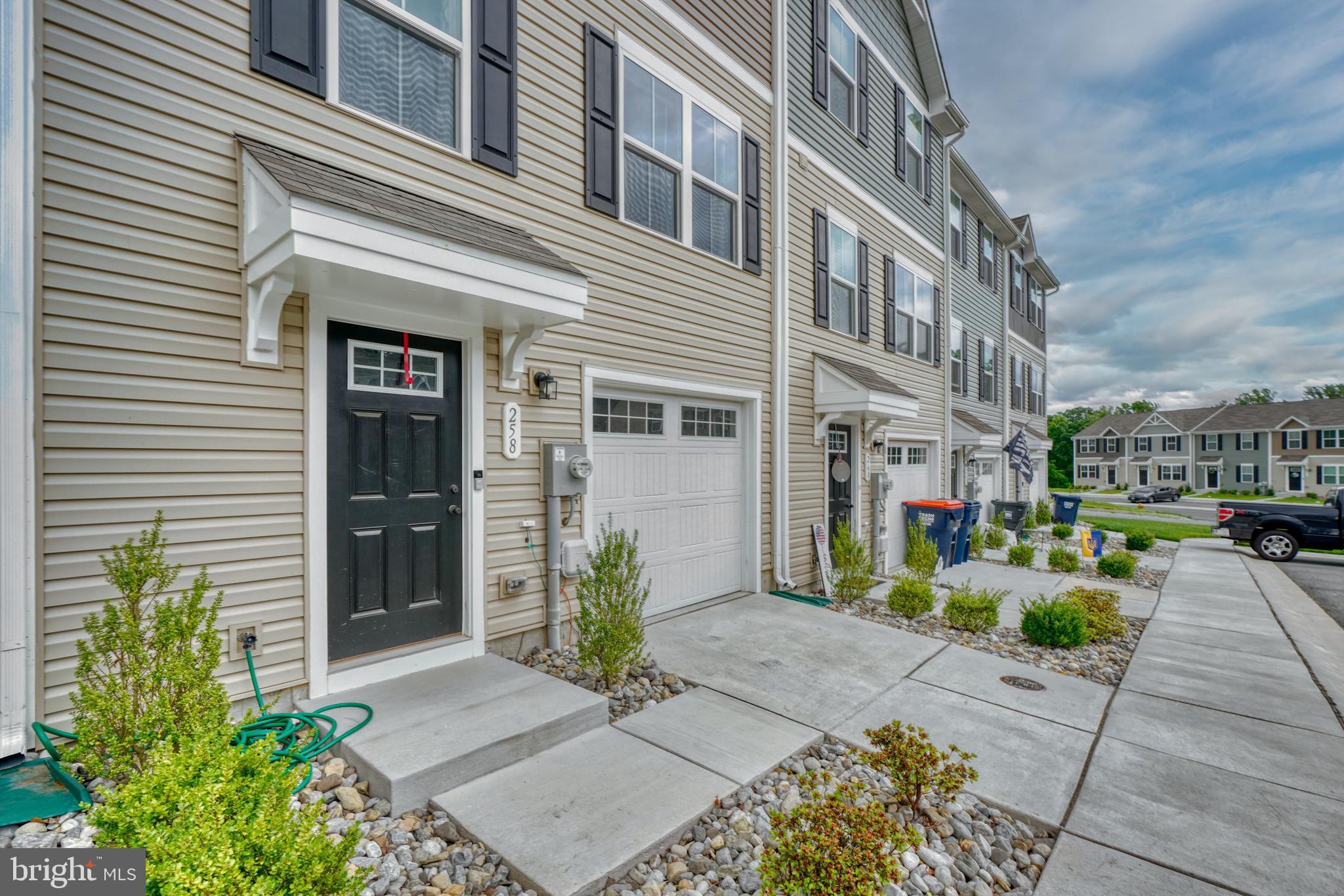 CHESAPEAKE CLUB - Residential