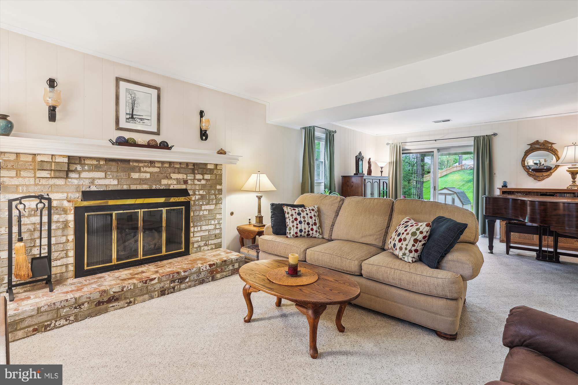 LAKE RIDGE - Residential