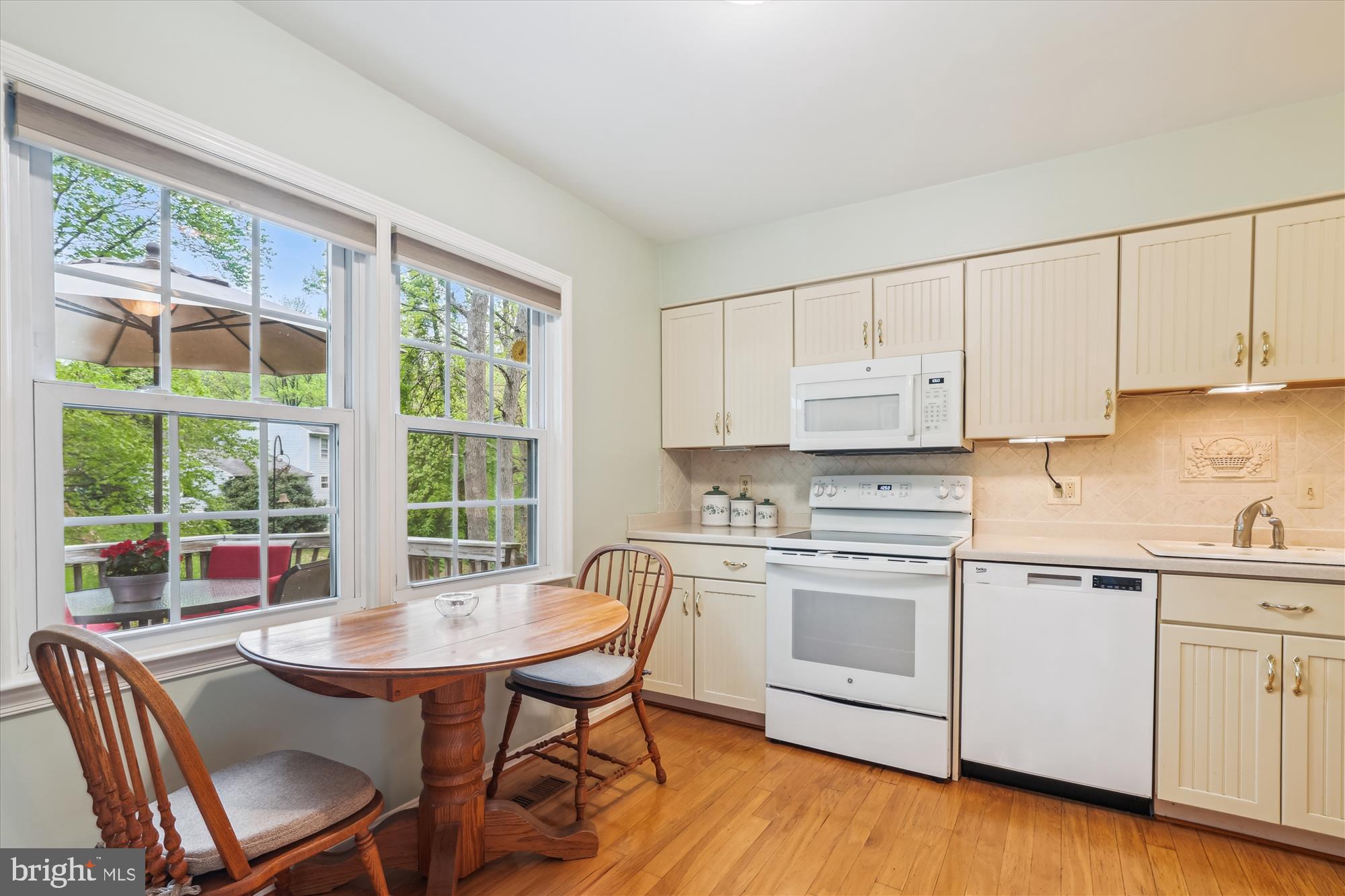 LAKE RIDGE - Residential