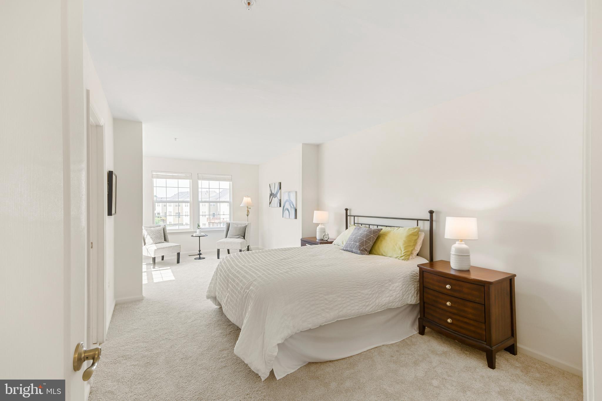 COLLEGIATE ACRES - Residential