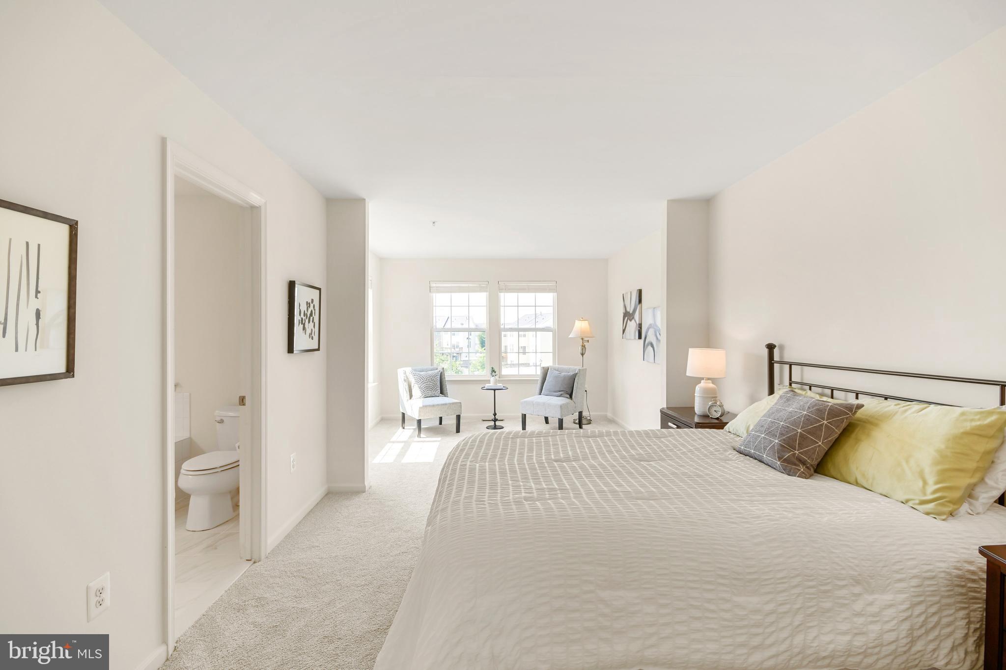 COLLEGIATE ACRES - Residential