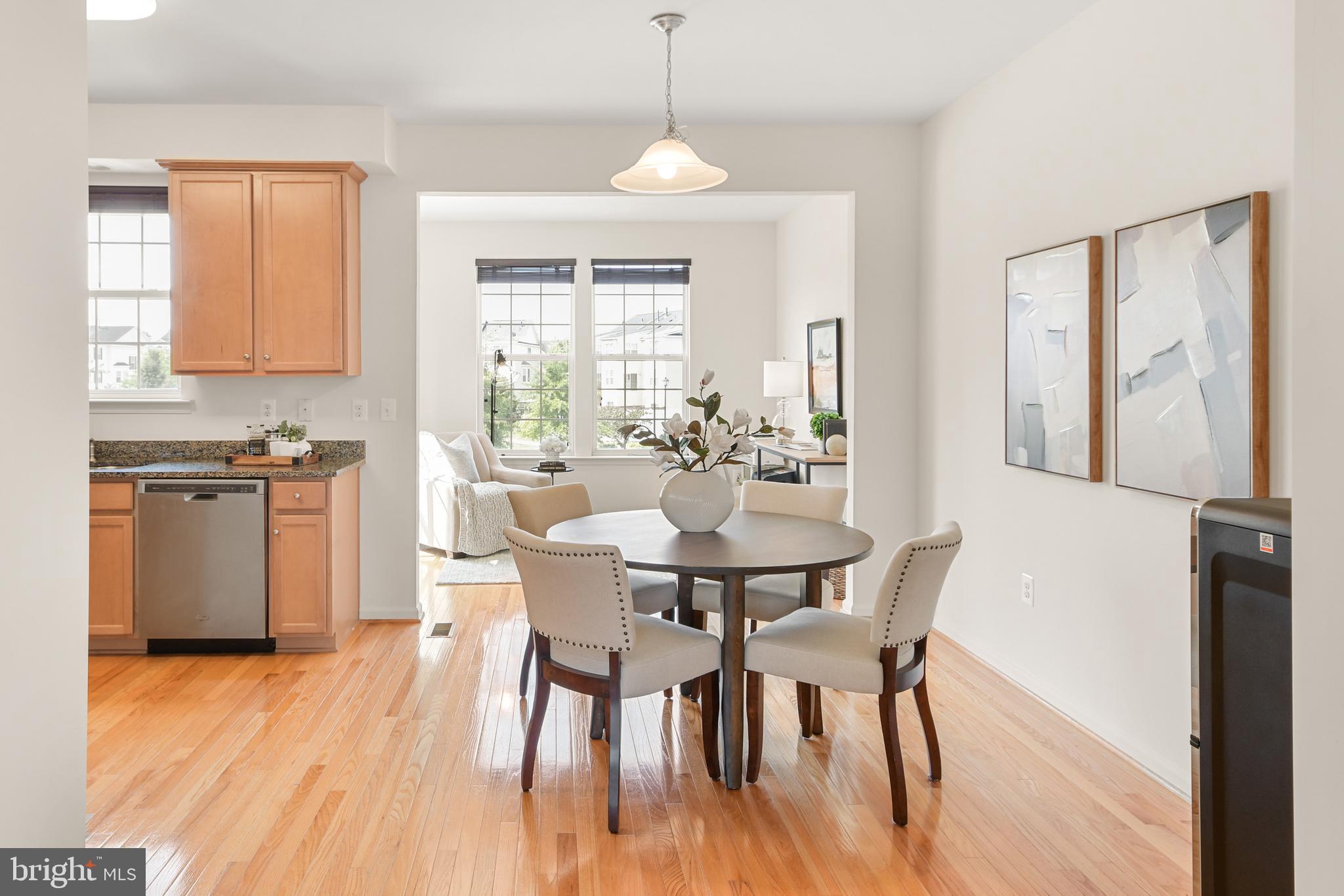 COLLEGIATE ACRES - Residential