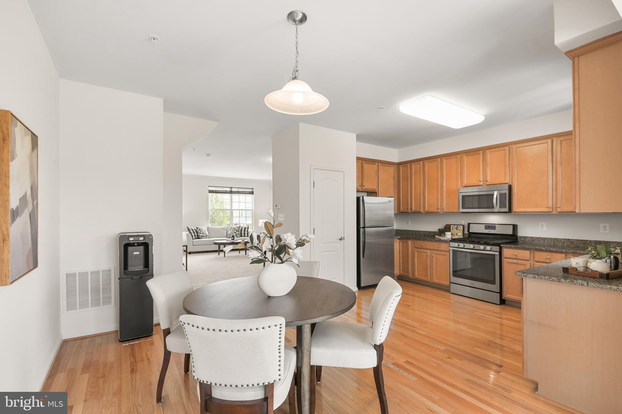 COLLEGIATE ACRES - Residential