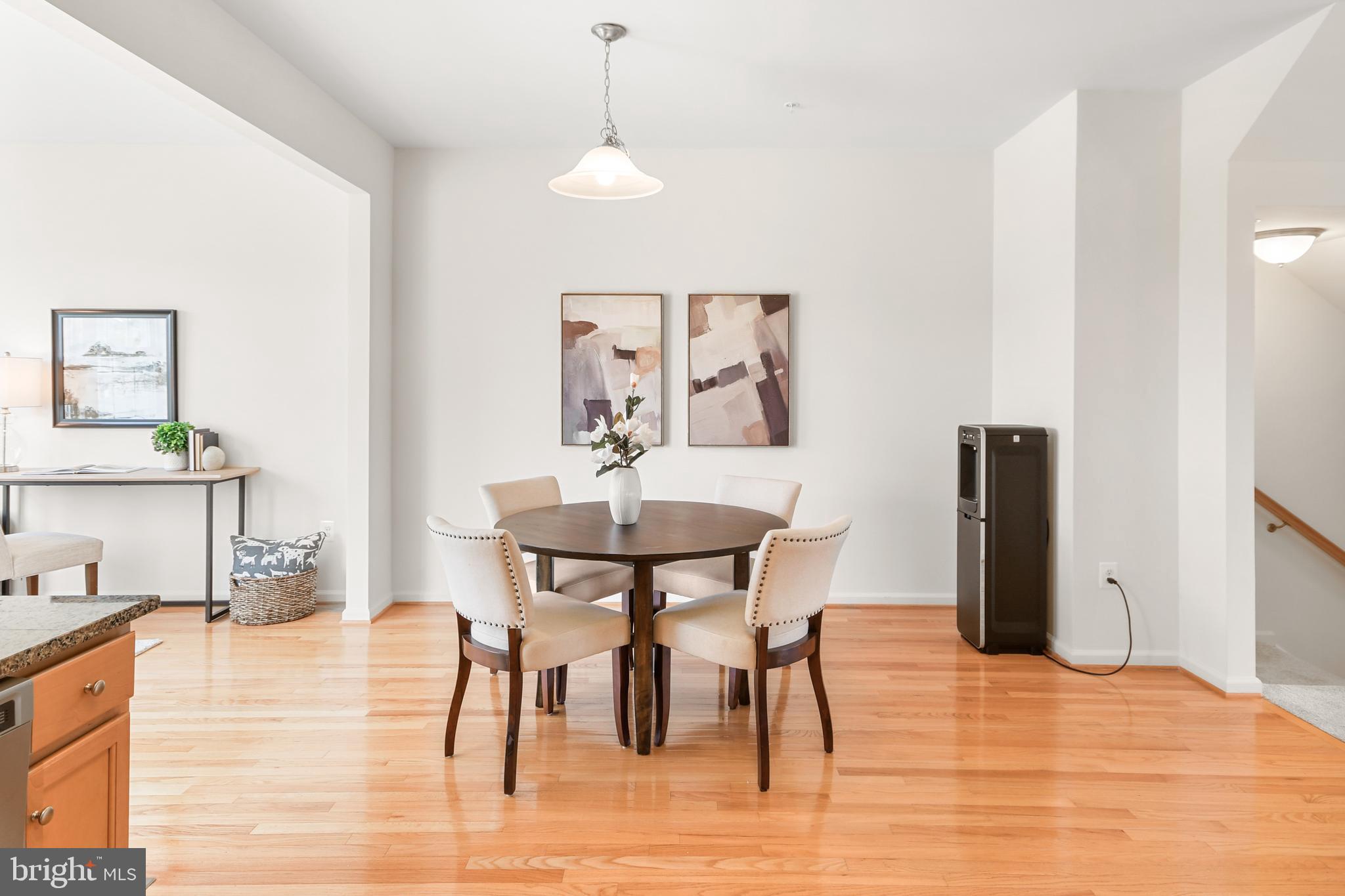 COLLEGIATE ACRES - Residential