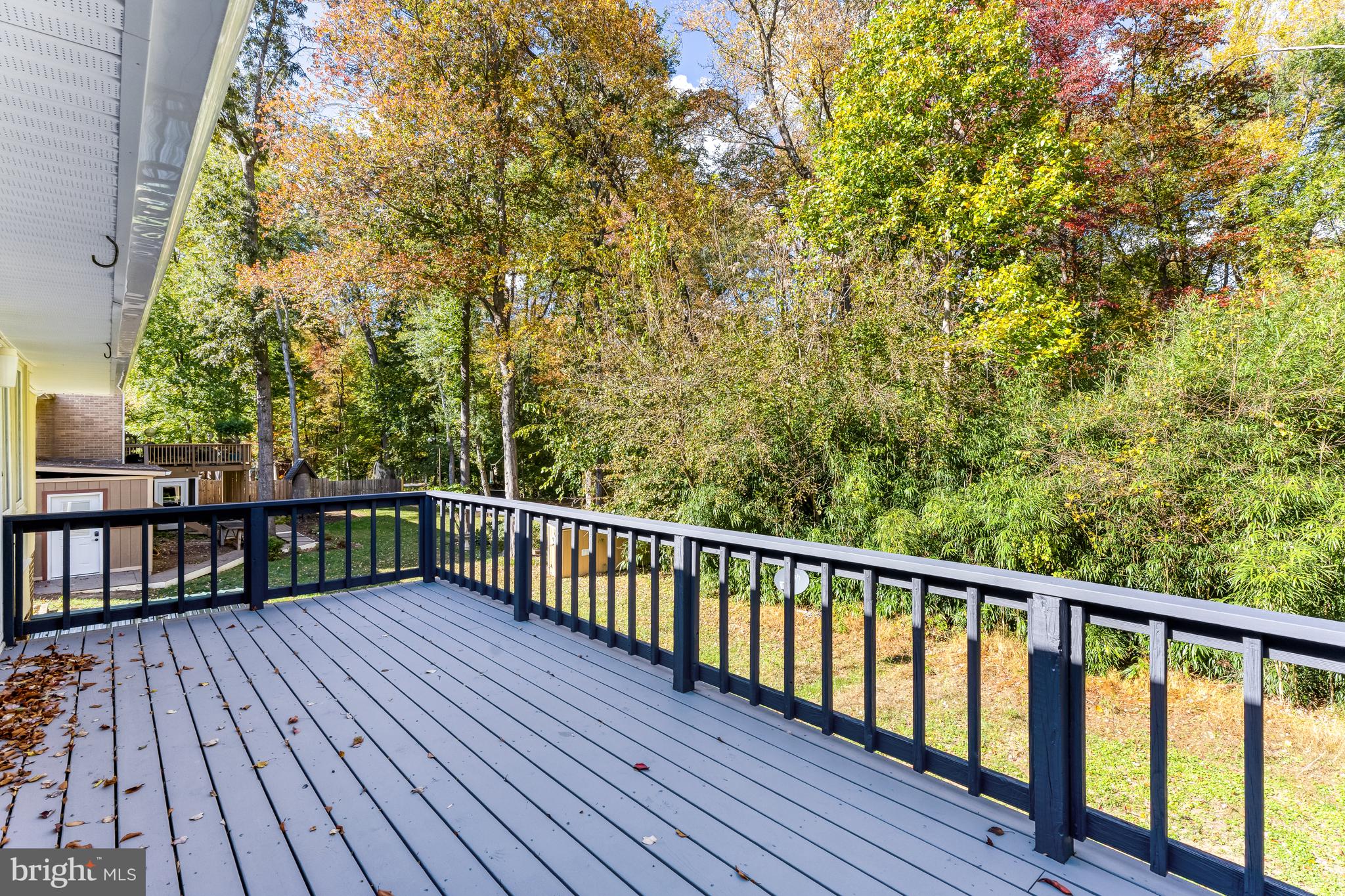 WOODLEIGH WOODS - Residential Lease