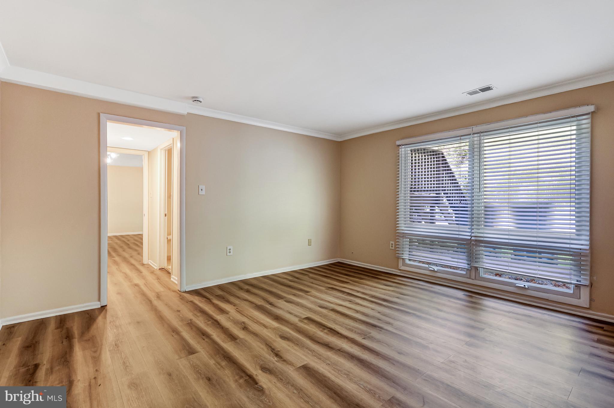 WOODLEIGH WOODS - Residential Lease