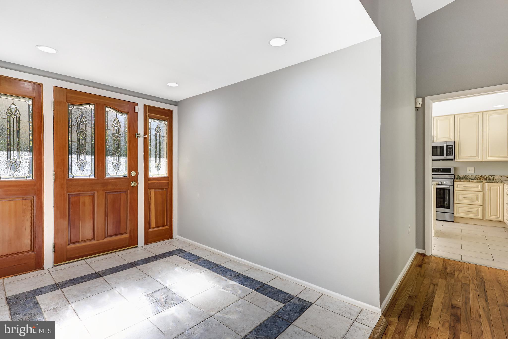 WOODLEIGH WOODS - Residential Lease