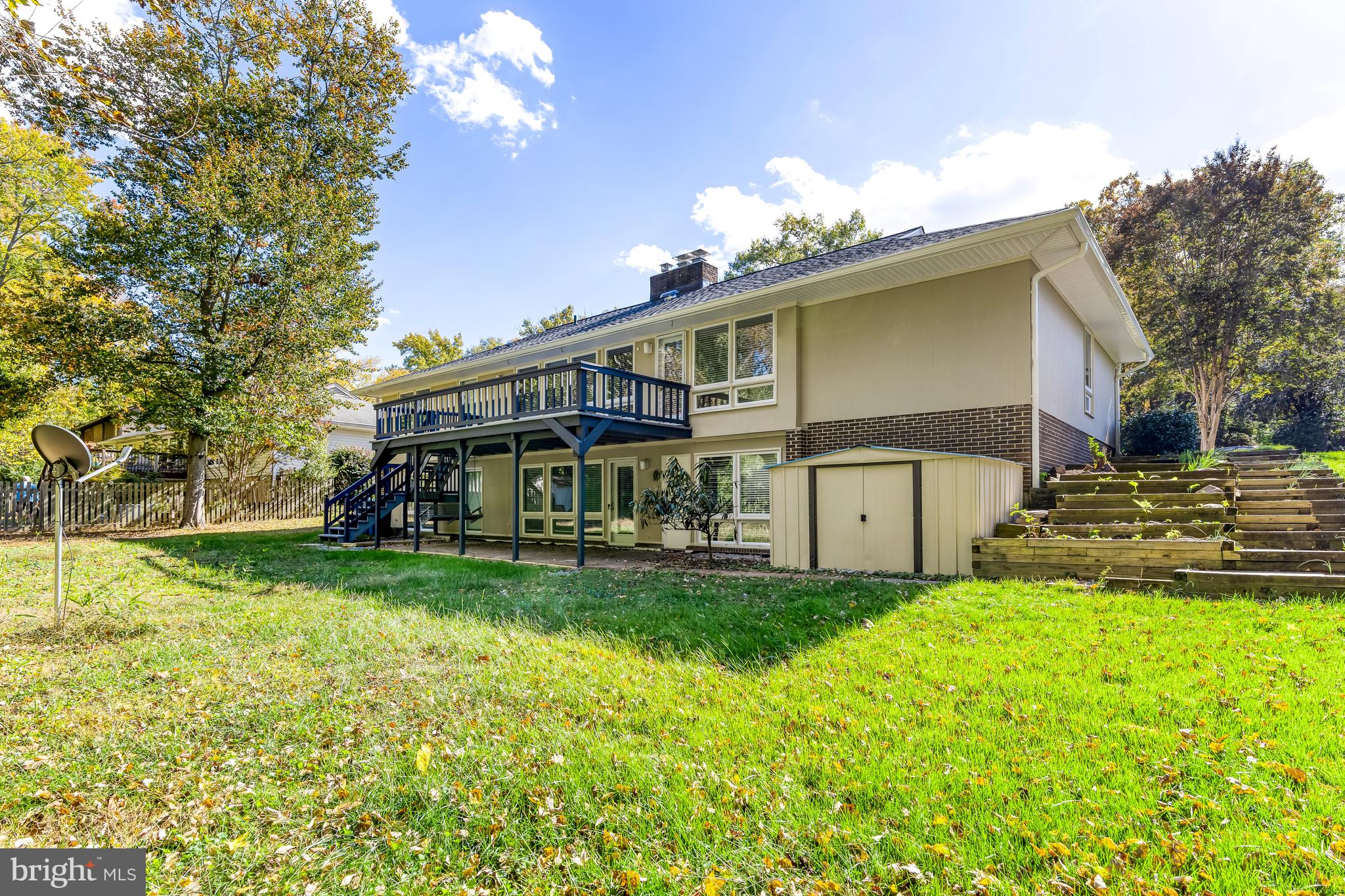 WOODLEIGH WOODS - Residential Lease