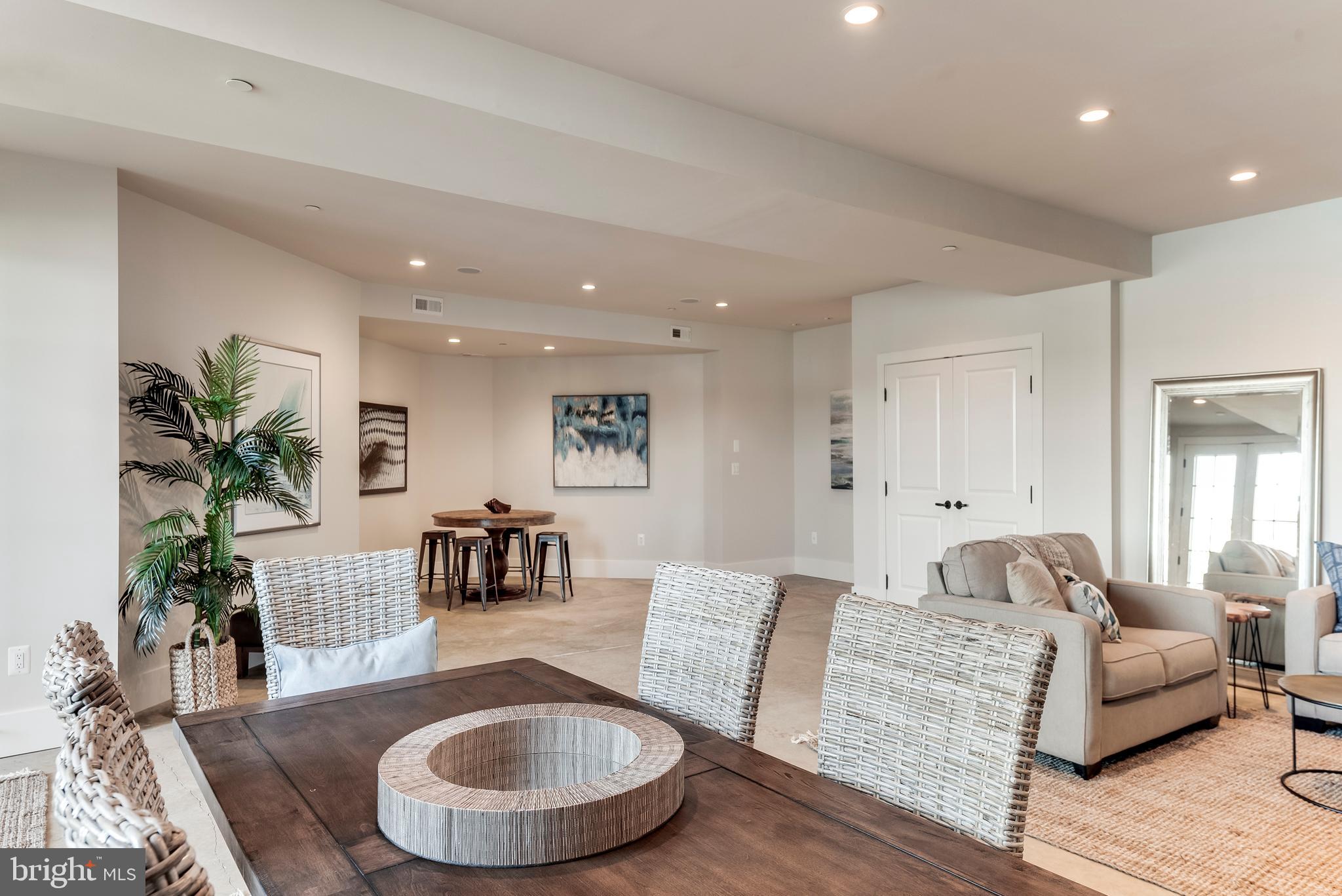 EASTPORT - Residential