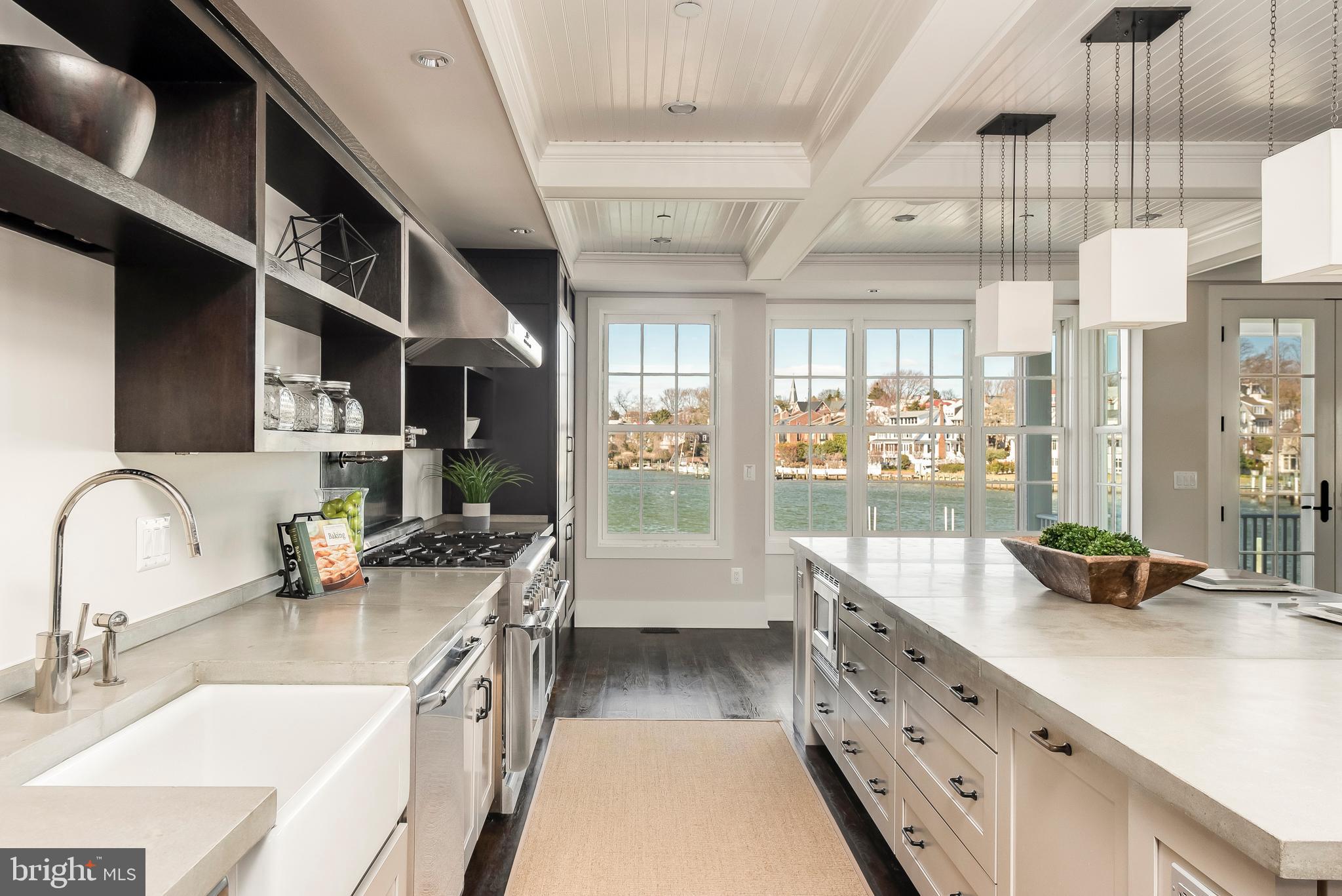 EASTPORT - Residential