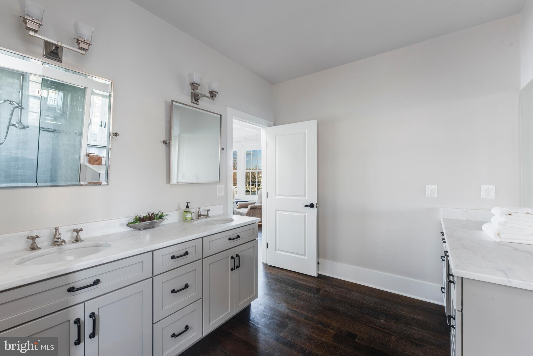 EASTPORT - Residential