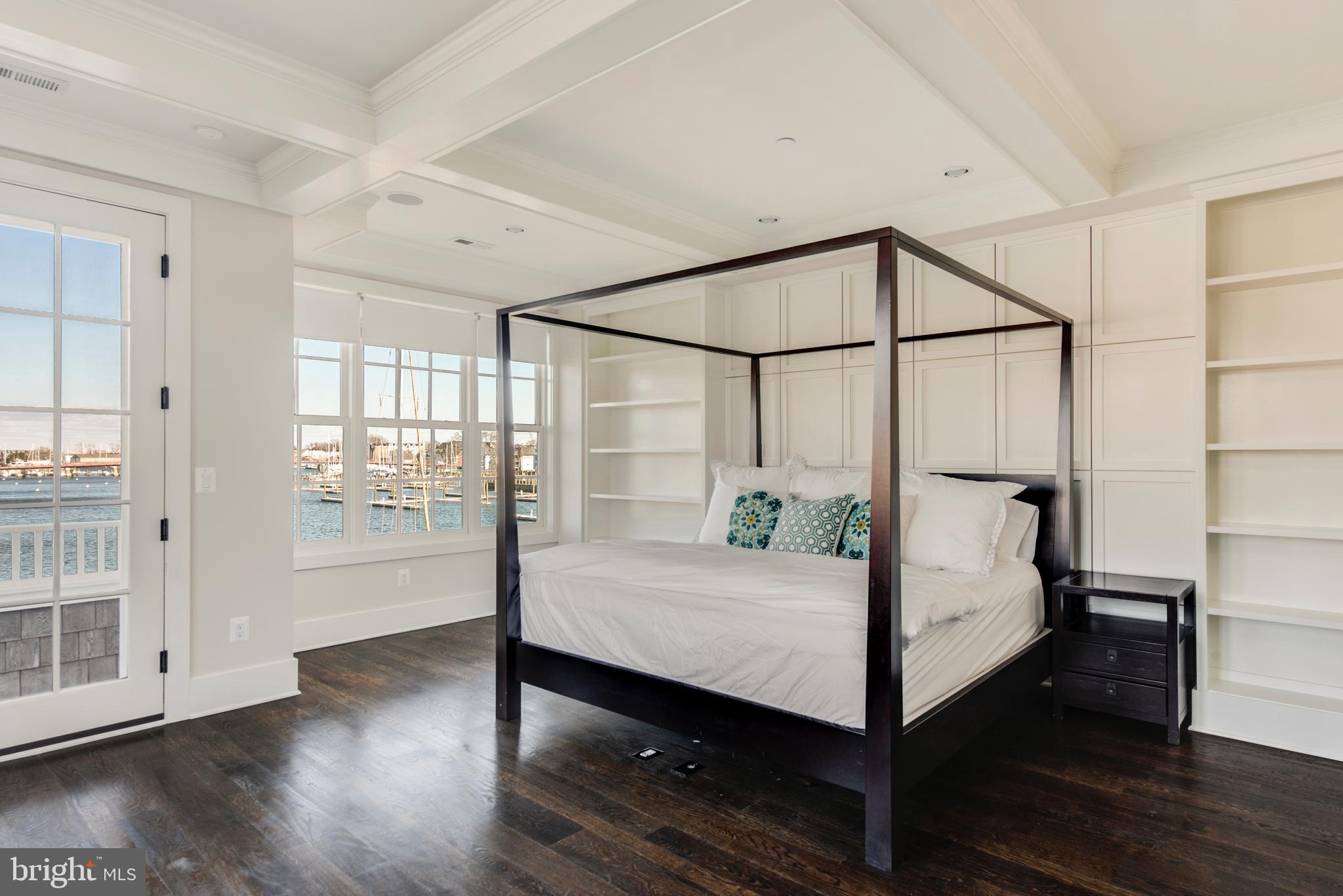 EASTPORT - Residential