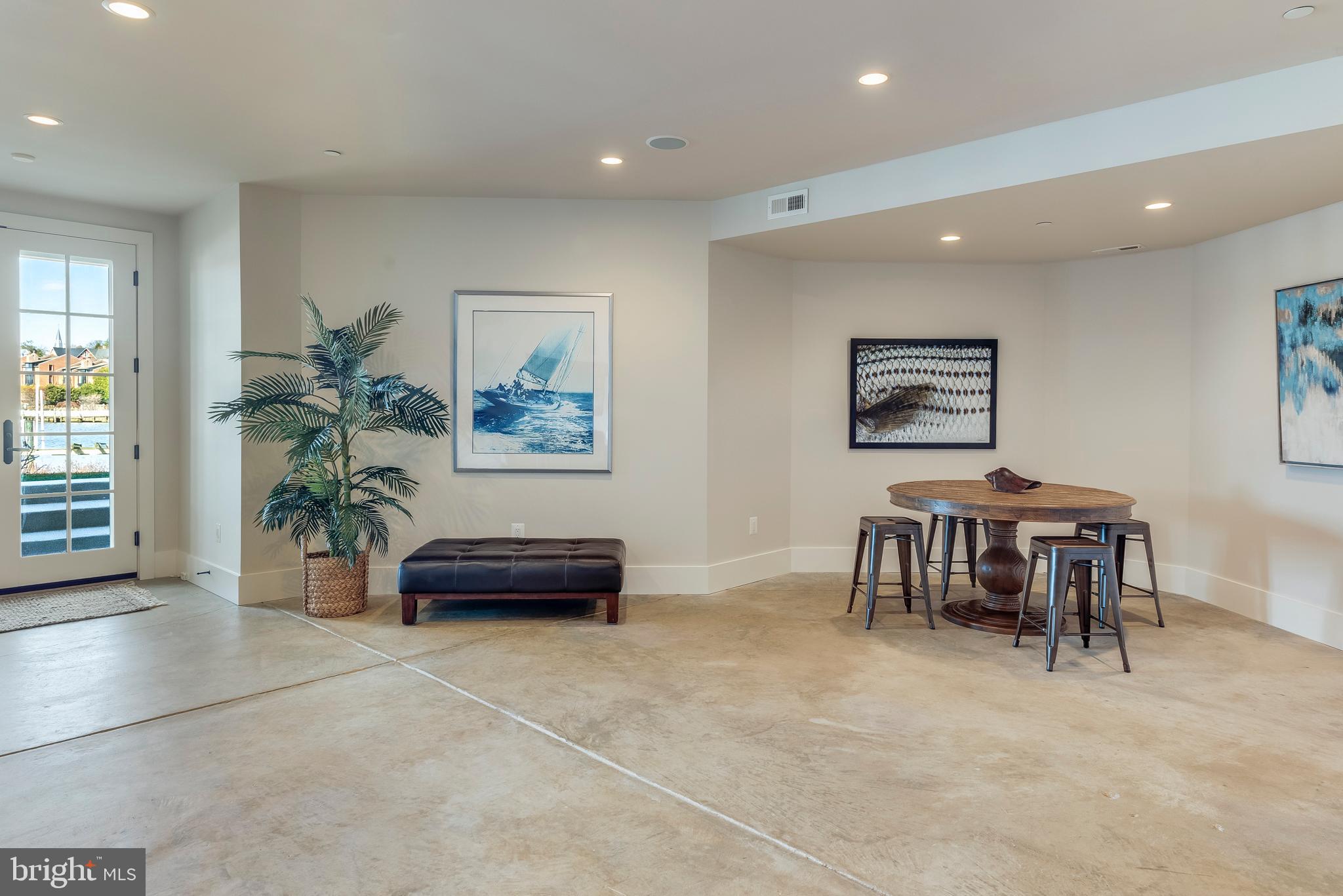 EASTPORT - Residential