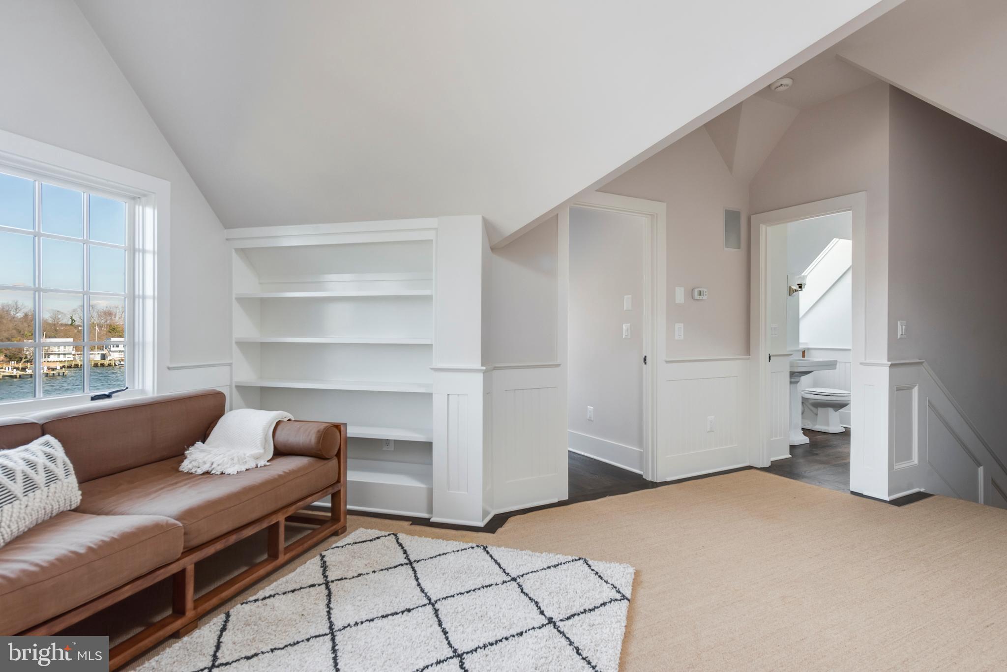 EASTPORT - Residential