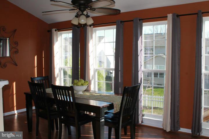 THE FALLS AT LEE'S PARKE - Residential