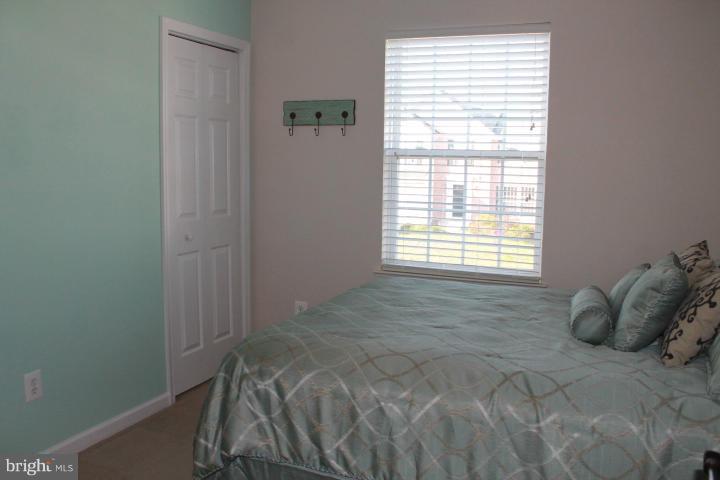 THE FALLS AT LEE'S PARKE - Residential