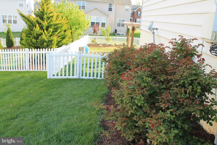 THE FALLS AT LEE'S PARKE - Residential