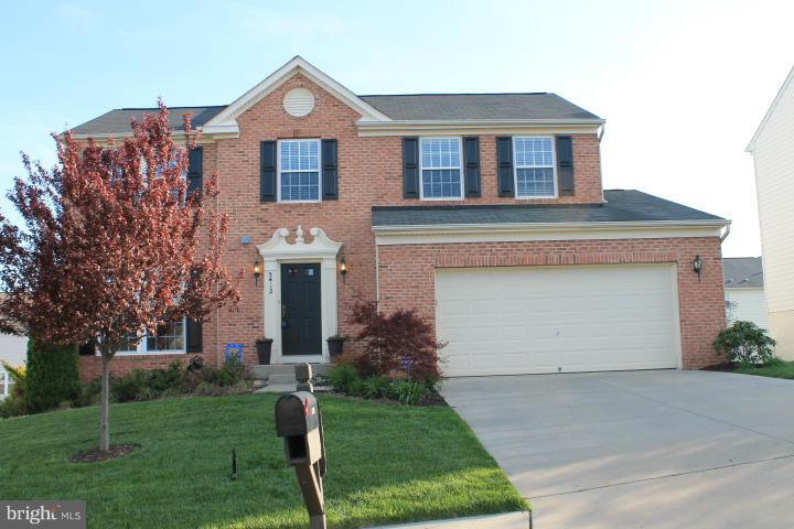 THE FALLS AT LEE'S PARKE - Residential