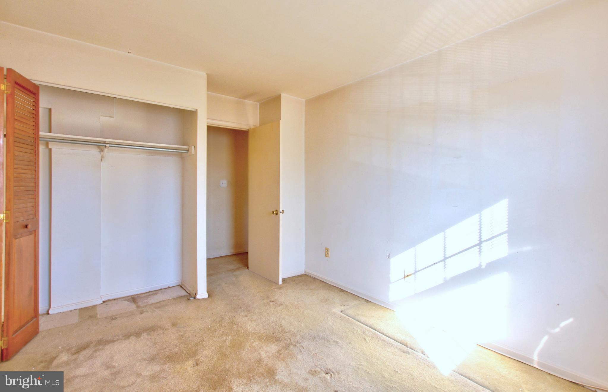 CHARLESTOWNE VILLAGE - Residential