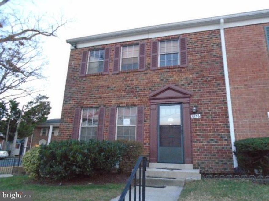 Priced to sell!! Look at the comps!! End unit, brick exterior, balcony.