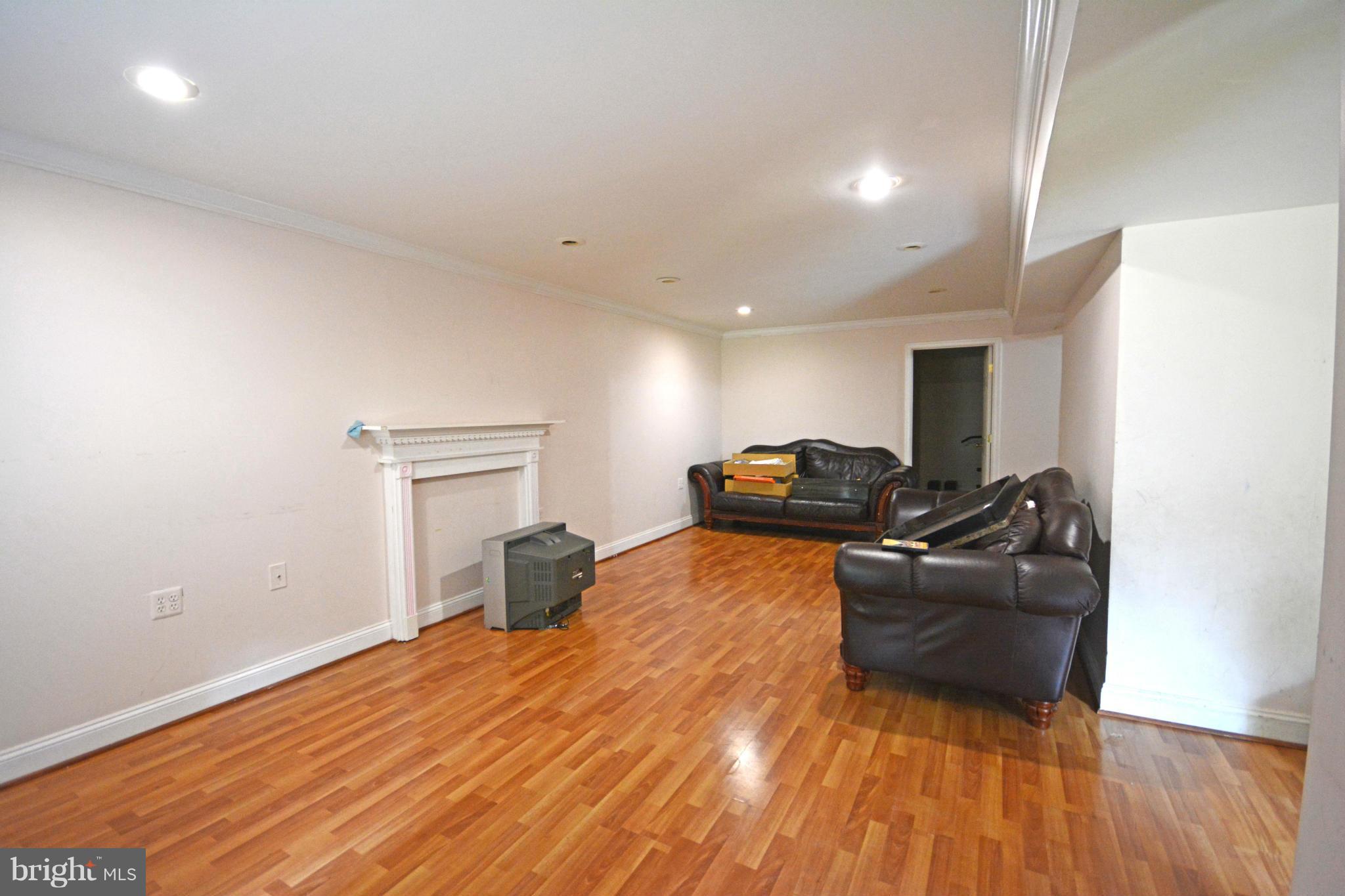 WIDEWATER VILLAGE - Residential