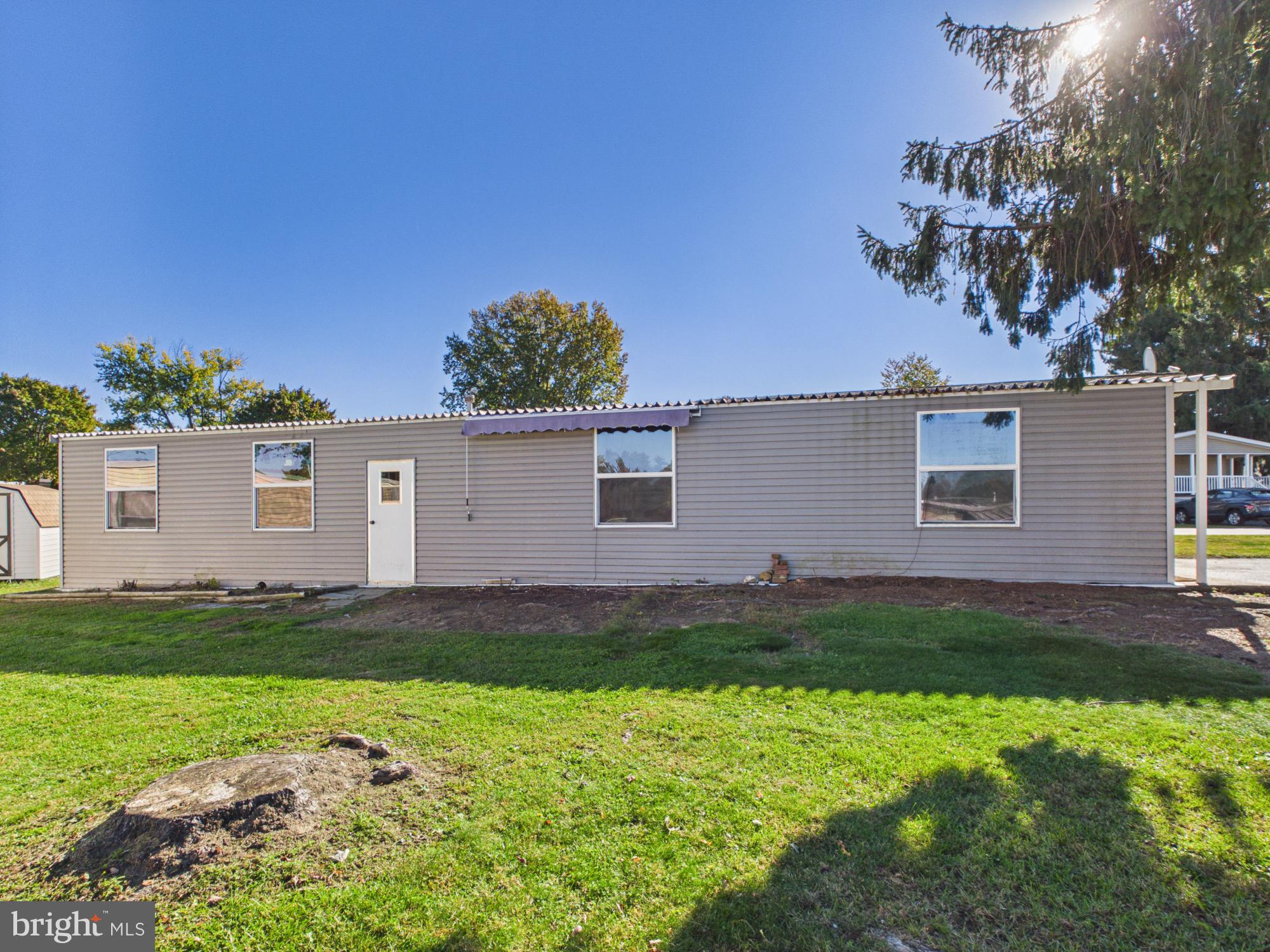 816 MARLETTE CIRCLE