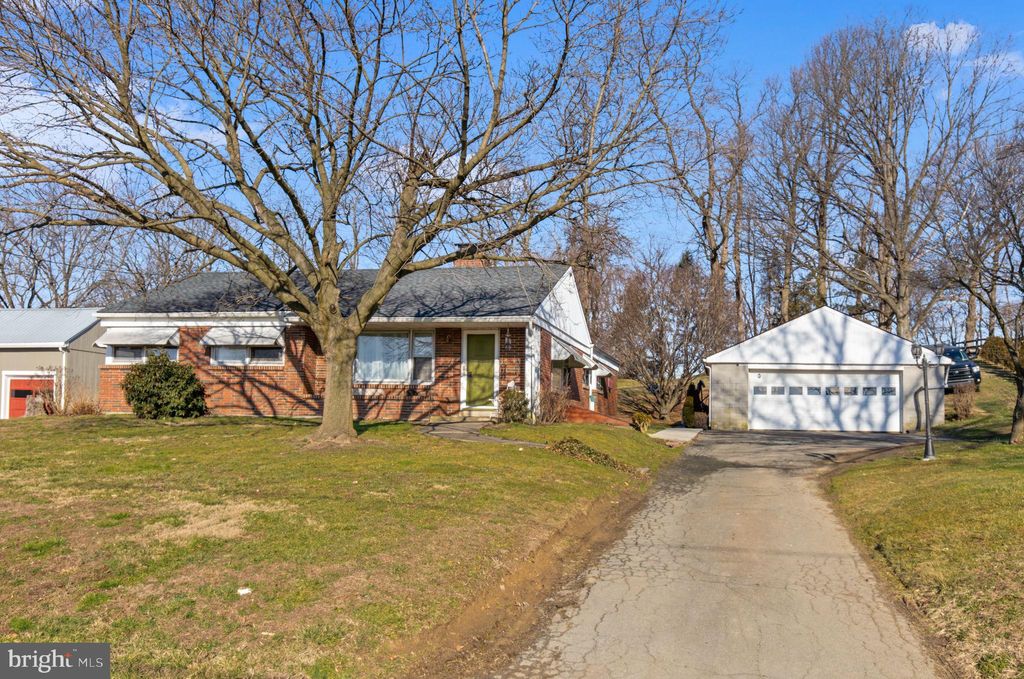 Photo of 891 WINTER HILL RD, STRASBURG, PA 17579 (MLS # PALA2030256)