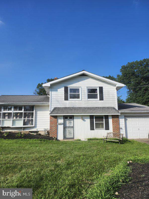 Welcome to 667 Arbor Lane, a spacious and versatile 4-bedroom, 2.5-bath split-level home located in the heart of Warminster Township and the Centennial School District. Set on a large, flat lot with a fully fenced backyard, this property is perfect for buyers looking to customize a home with strong bones, a flexible layout, and excellent outdoor space.
This home offers multiple living areas across several levels, making it ideal for growing families, multi-generational households, or anyone seeking space to create a personalized living environment. The main level features a bright living room with vaulted ceilings and a large picture window, a formal dining area, and an eat-in kitchen with wraparound counters and gas cooking.
Upstairs, you’ll find three well-sized bedrooms and a full bathroom. The fourth bedroom and second full bath are located on the lower level, which also includes a large family room with a fireplace, laundry area, and a walkout entrance—offering in-law suite potential. A separate utility room with a sink and side access can be converted into a workshop, home office, or gym.
Outside, enjoy the covered rear patio, perfect for relaxing or entertaining. The fenced backyard features a garden area with raised beds, a playset, and ample open space for pets, parties, or future expansion.
This home does need cosmetic updates including flooring, ceiling work, and trim repair—making it a perfect candidate for a renovation loan, flip, or sweat equity project. Being sold as-is.
Conveniently located near shopping centers, Warminster Community Park, major highways, and commuter routes such as Route 611 and the PA Turnpike.