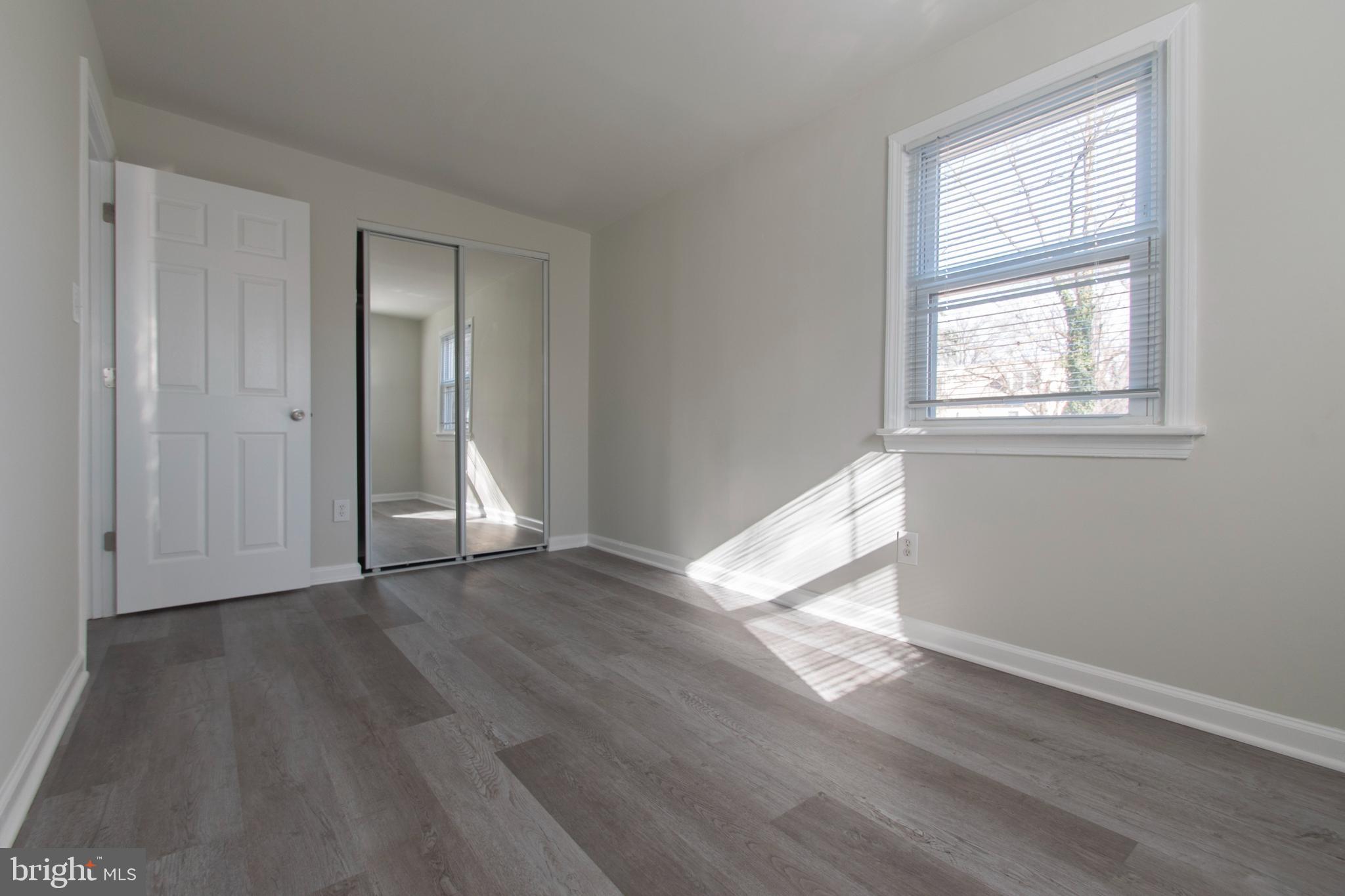 ROCKCREST - Residential