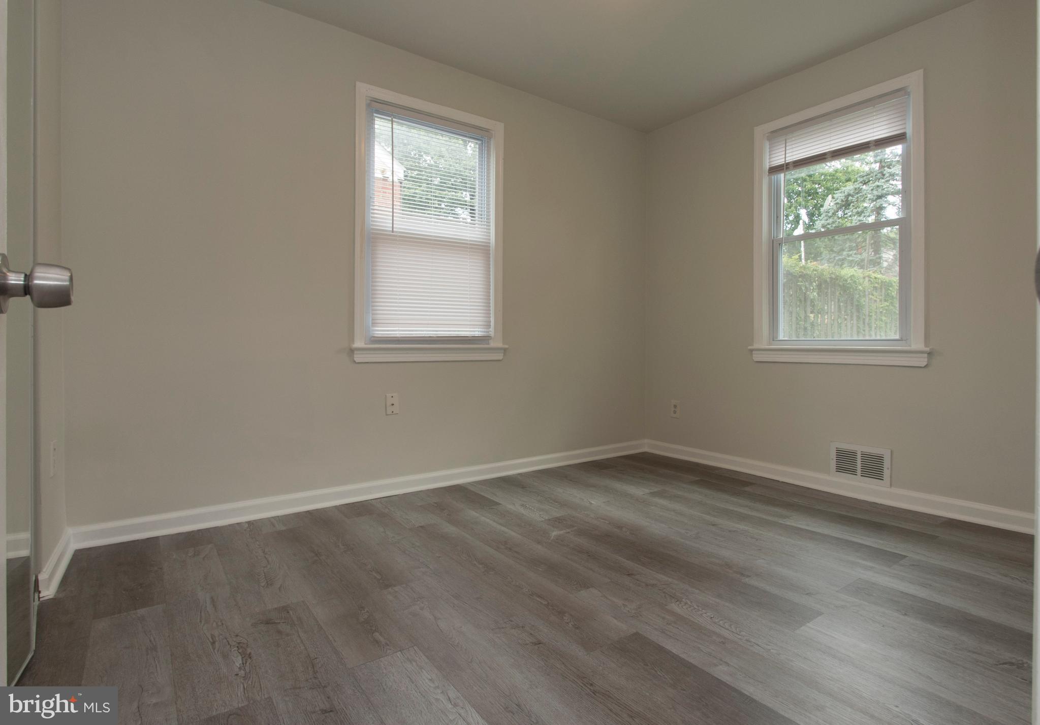 ROCKCREST - Residential