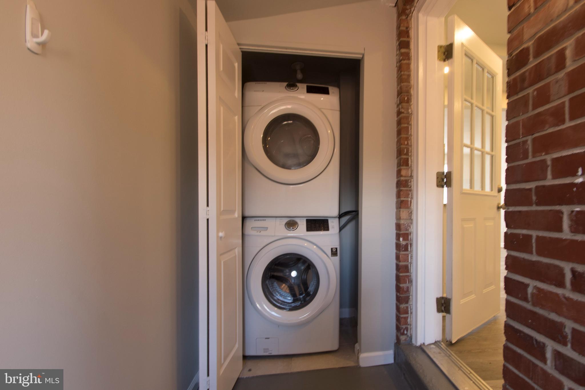 ROCKCREST - Residential