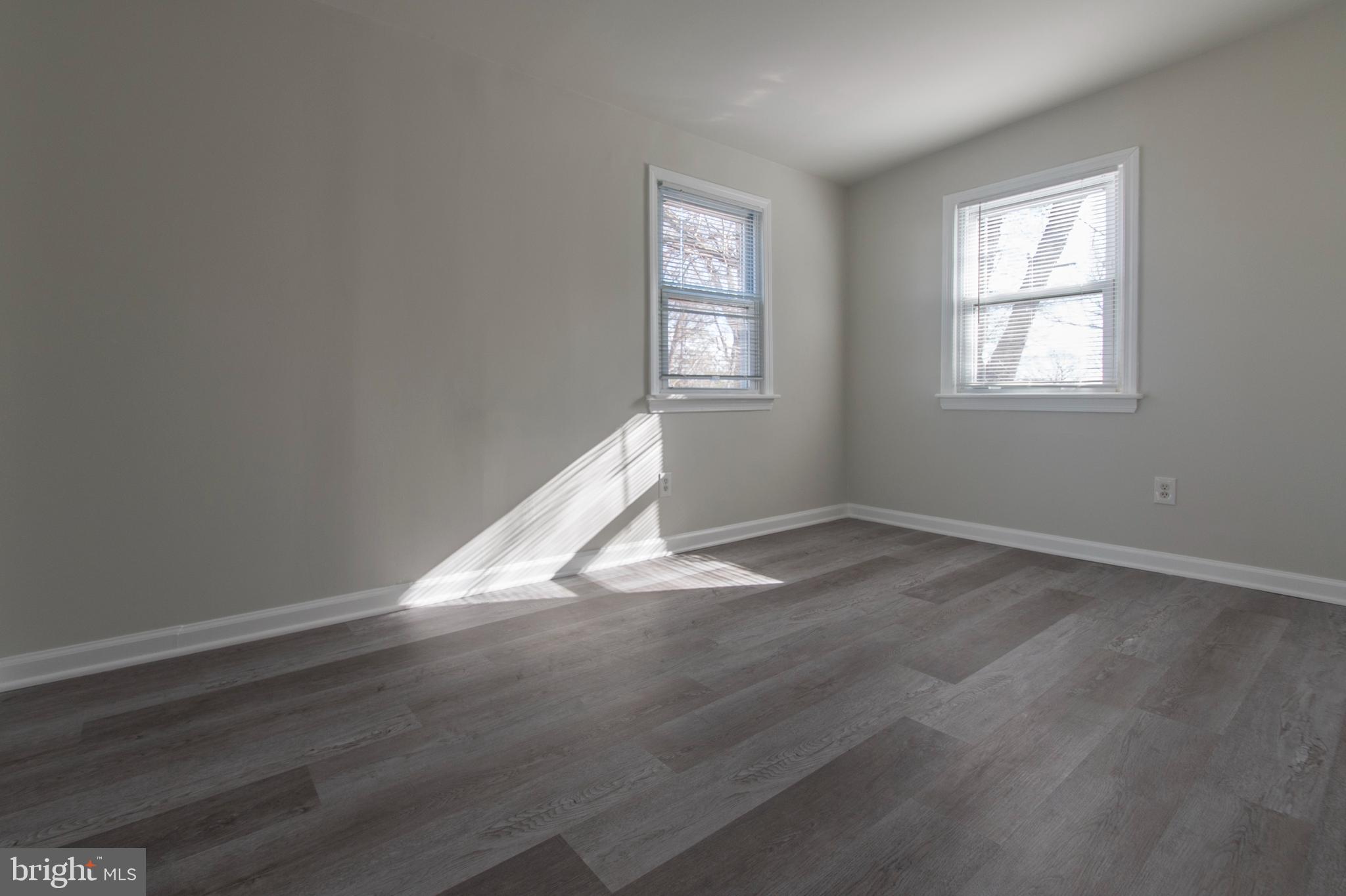 ROCKCREST - Residential