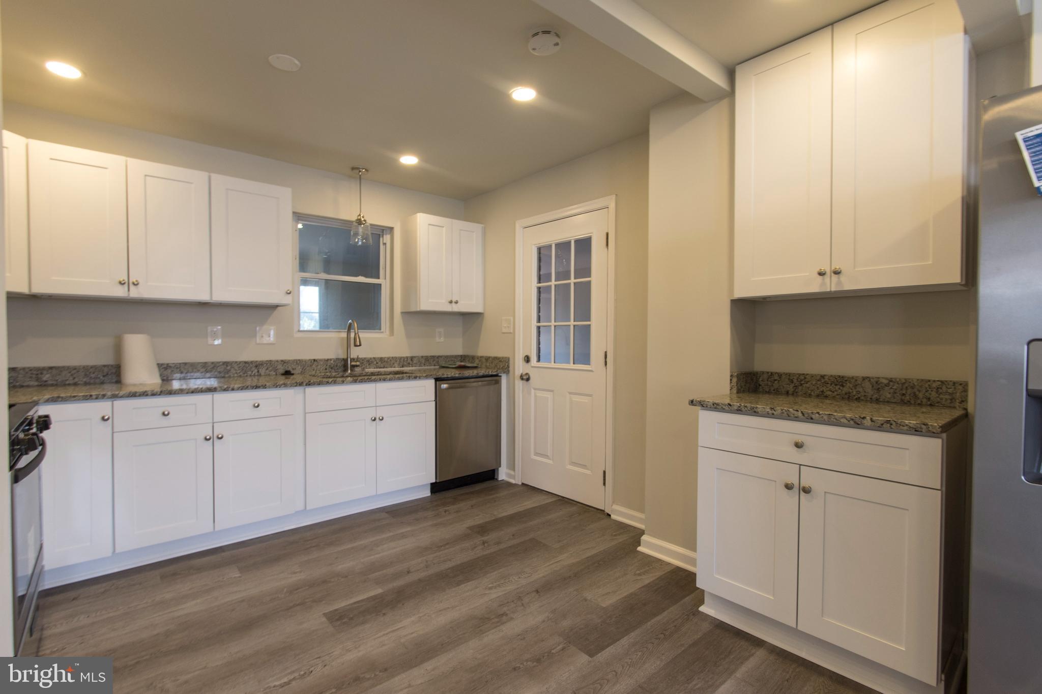 ROCKCREST - Residential