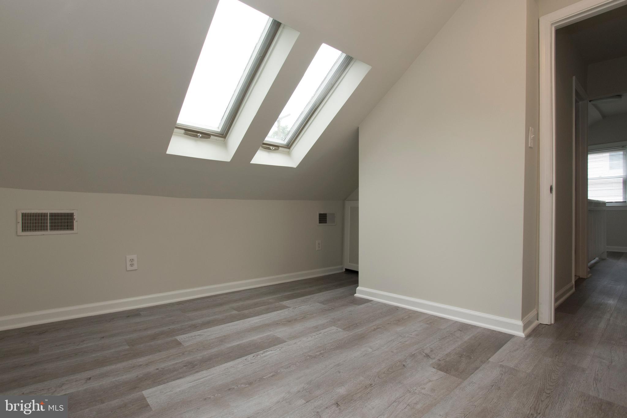 ROCKCREST - Residential