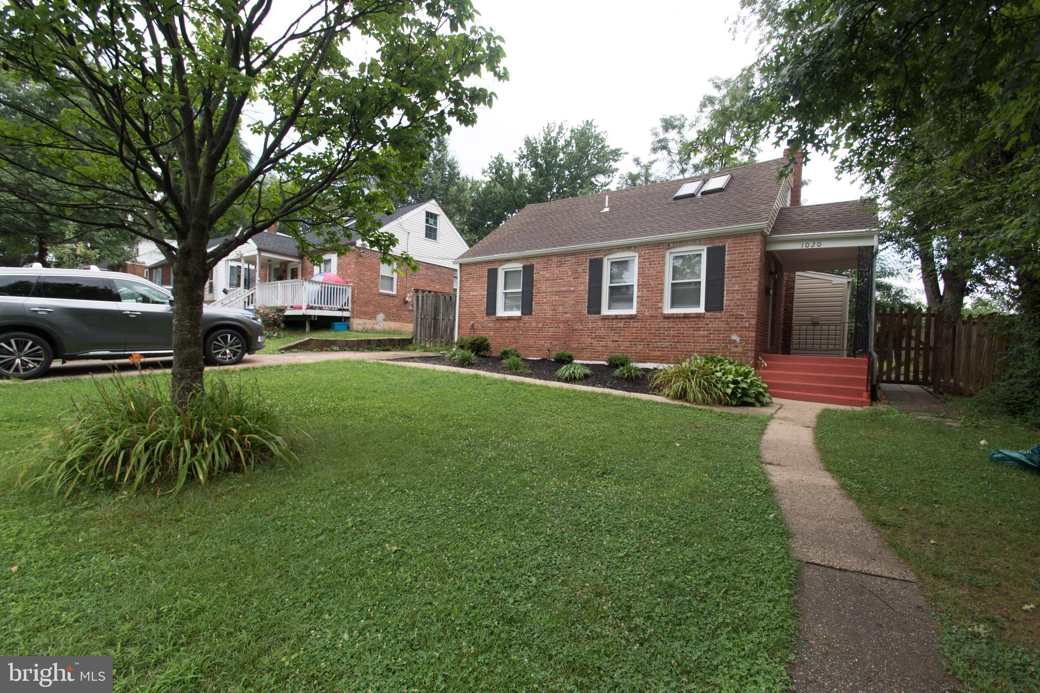 ROCKCREST - Residential