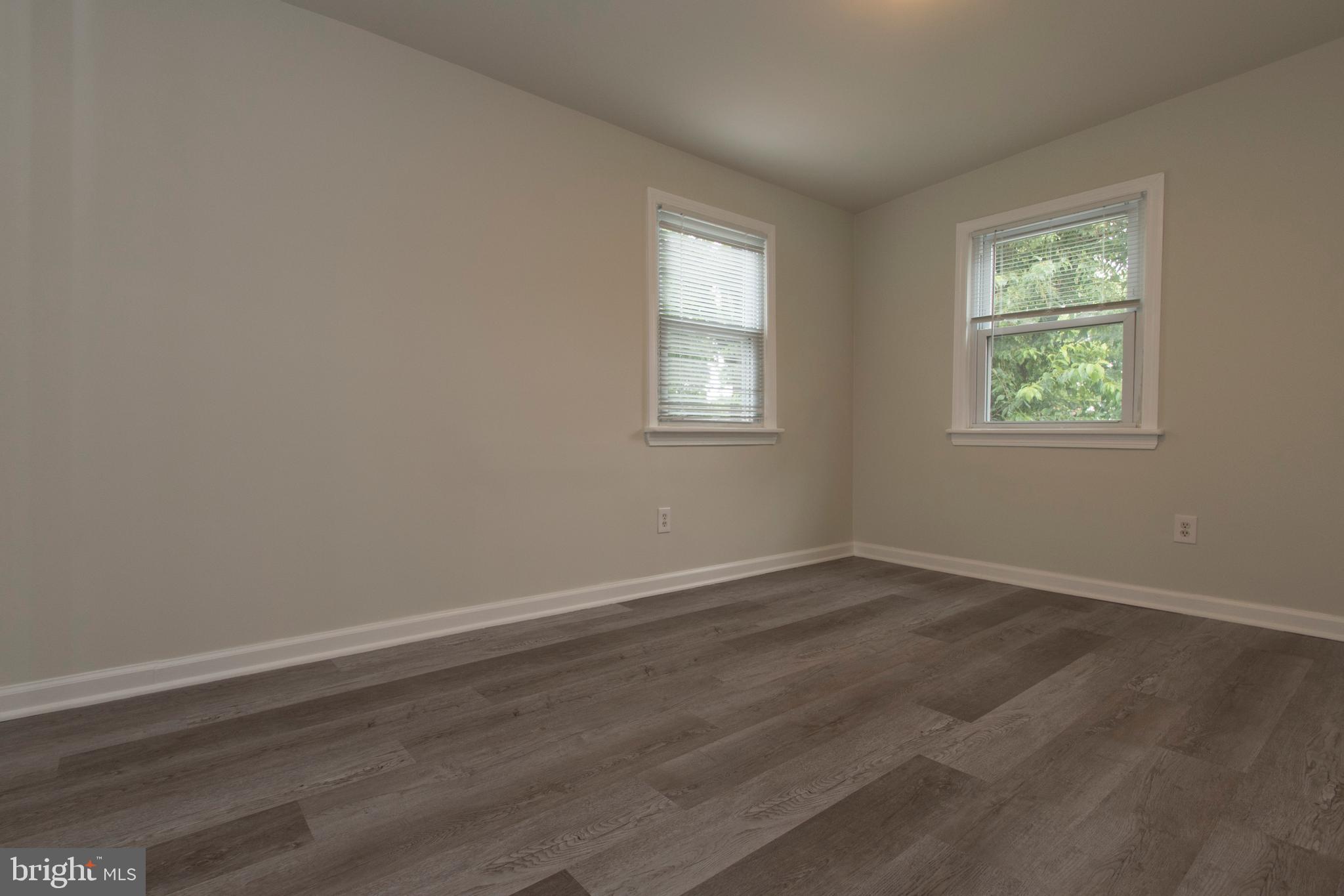 ROCKCREST - Residential