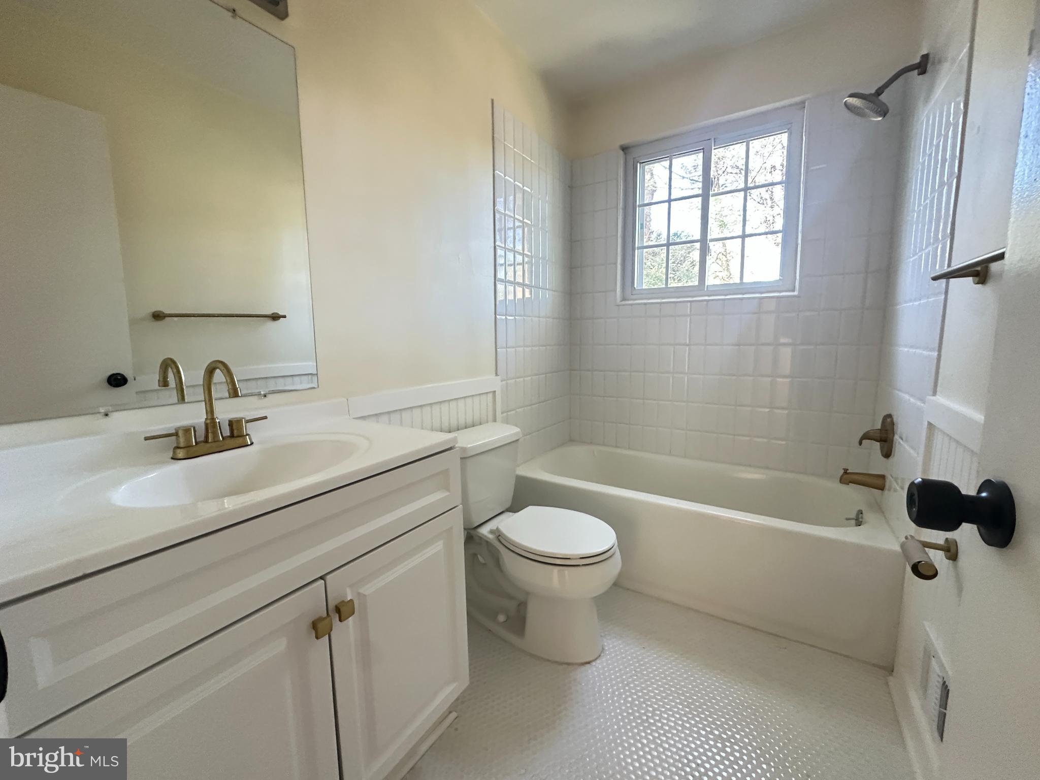 FRANKLIN VALE - Residential Lease