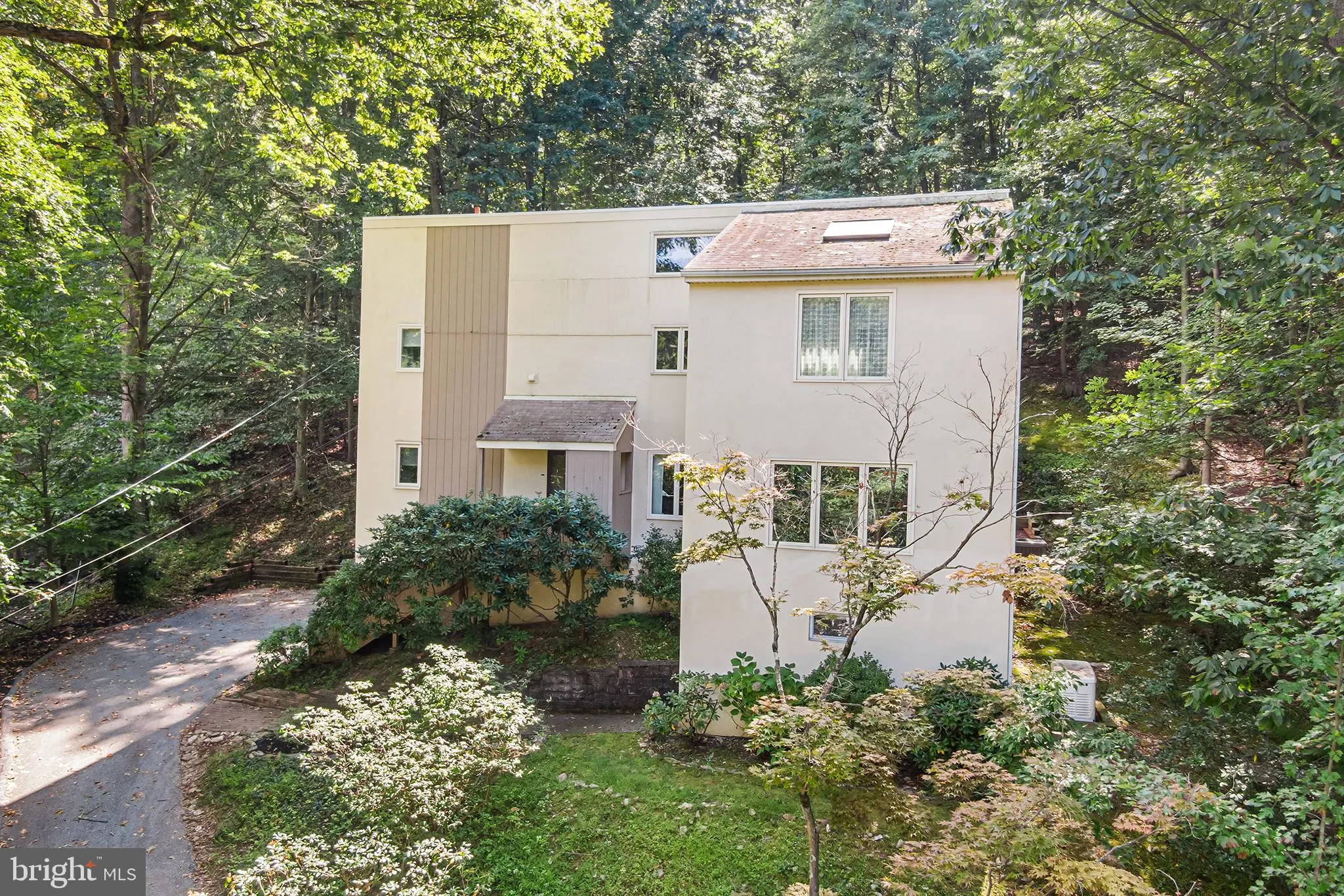 Gulph Mills, Pennsylvania 19428, United States, 3 Bedrooms Bedrooms, ,3 BathroomsBathrooms,Residential,Contingent,209918