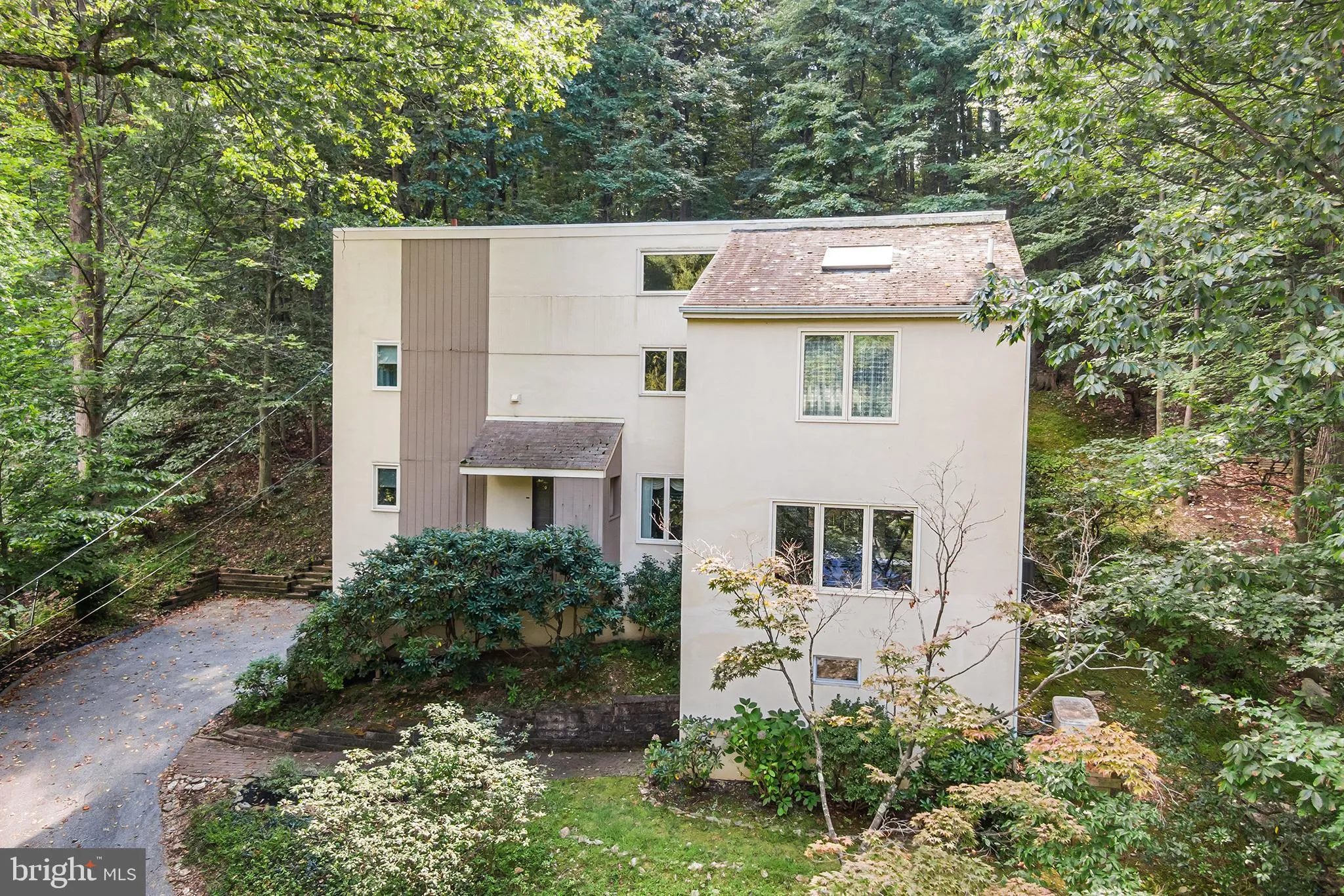 Gulph Mills, Pennsylvania 19428, United States, 3 Bedrooms Bedrooms, ,3 BathroomsBathrooms,Residential,Contingent,209918