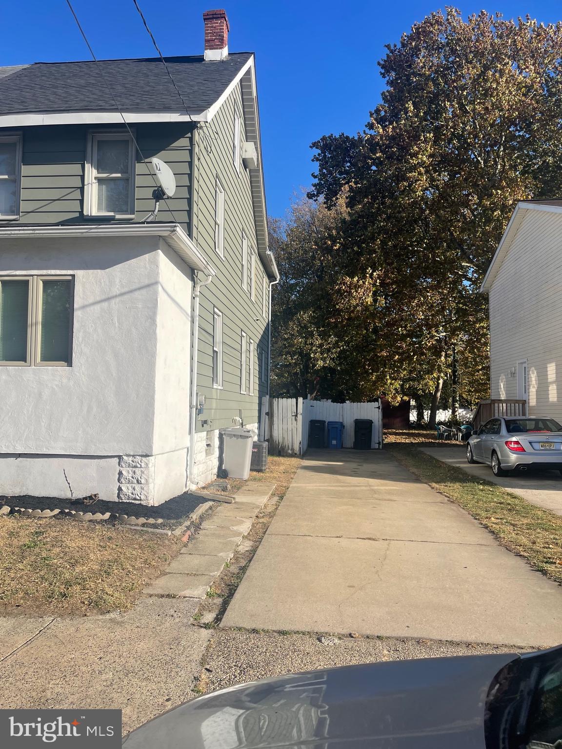 323 HIGH STREET