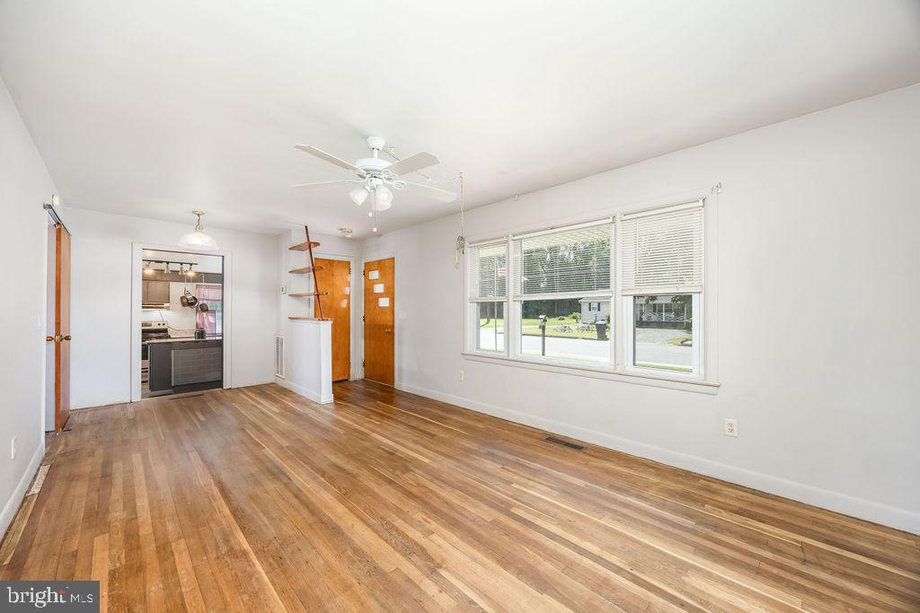 LIVINGSTON HEIGHTS - Residential