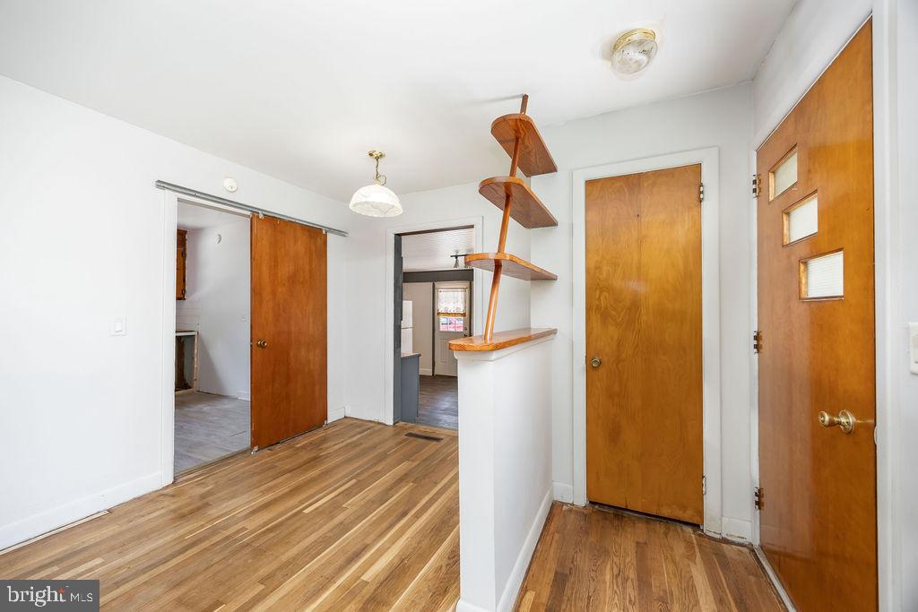 LIVINGSTON HEIGHTS - Residential