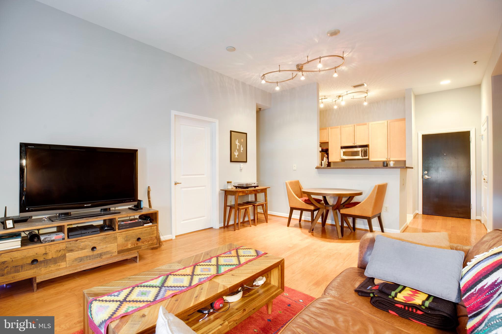 THE ROYALTON - Residential Lease