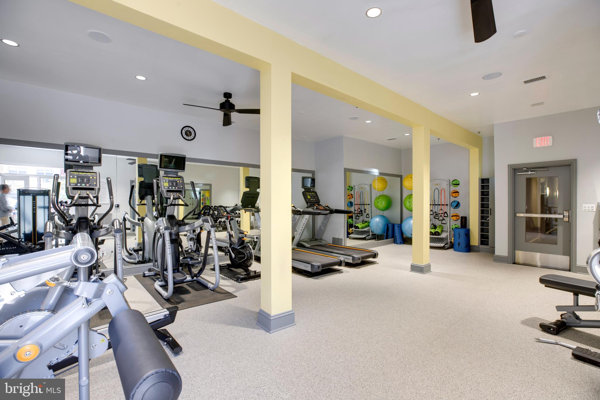 THE ROYALTON - Residential Lease