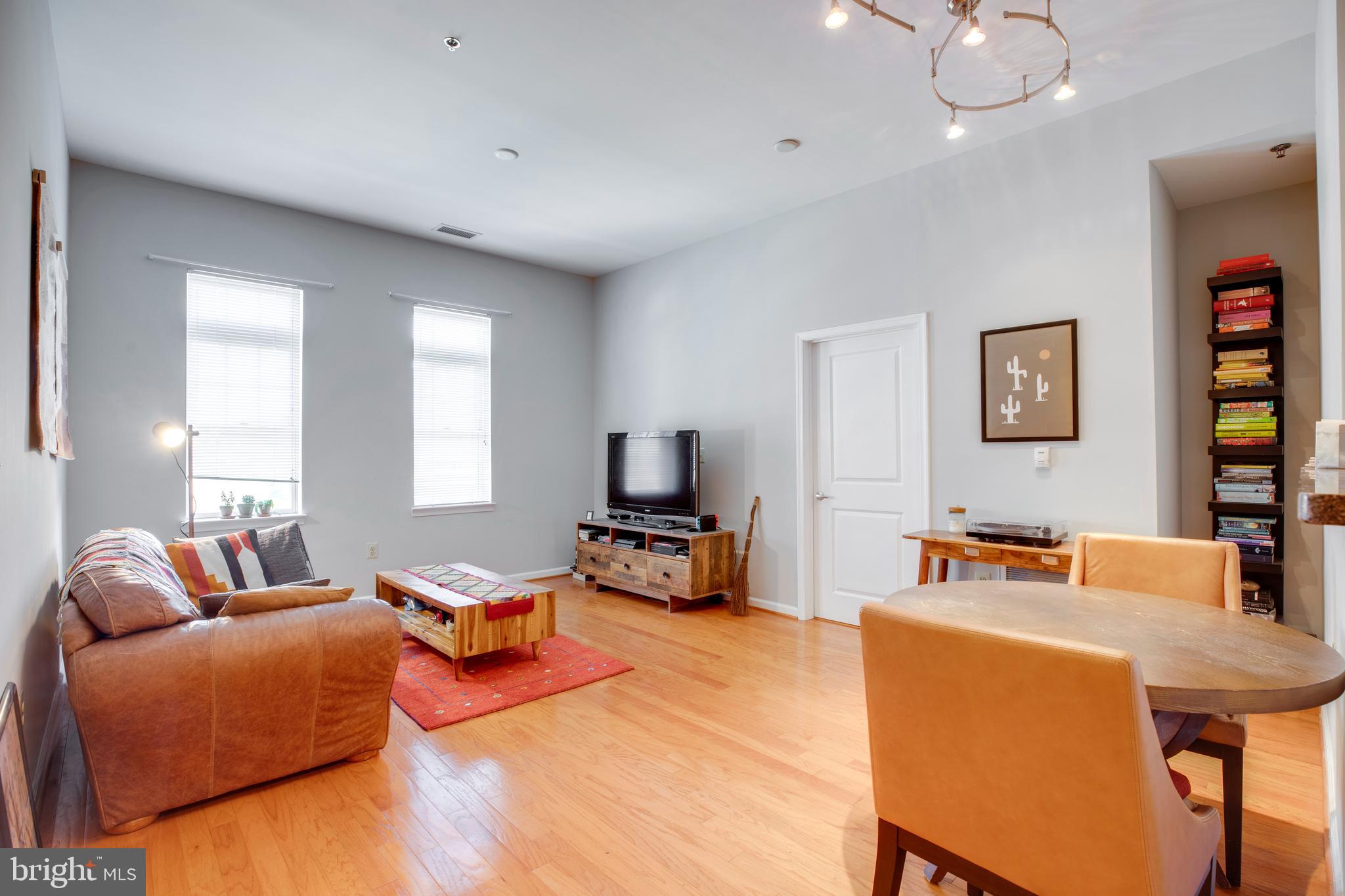 THE ROYALTON - Residential Lease